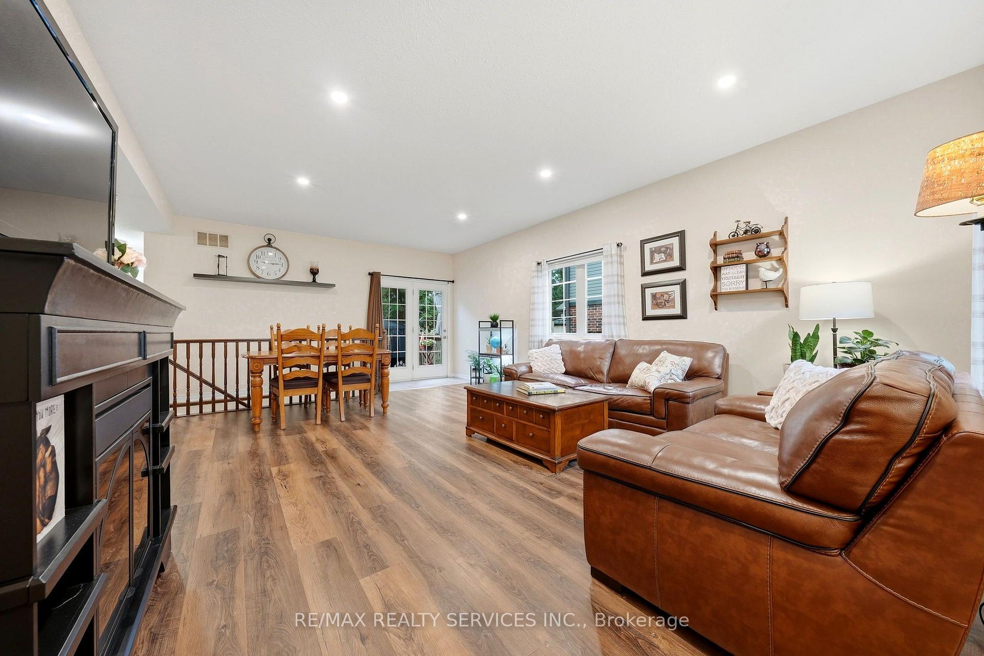 Photo 8 of 35 Sheffield Street, Southgate — HOMEH