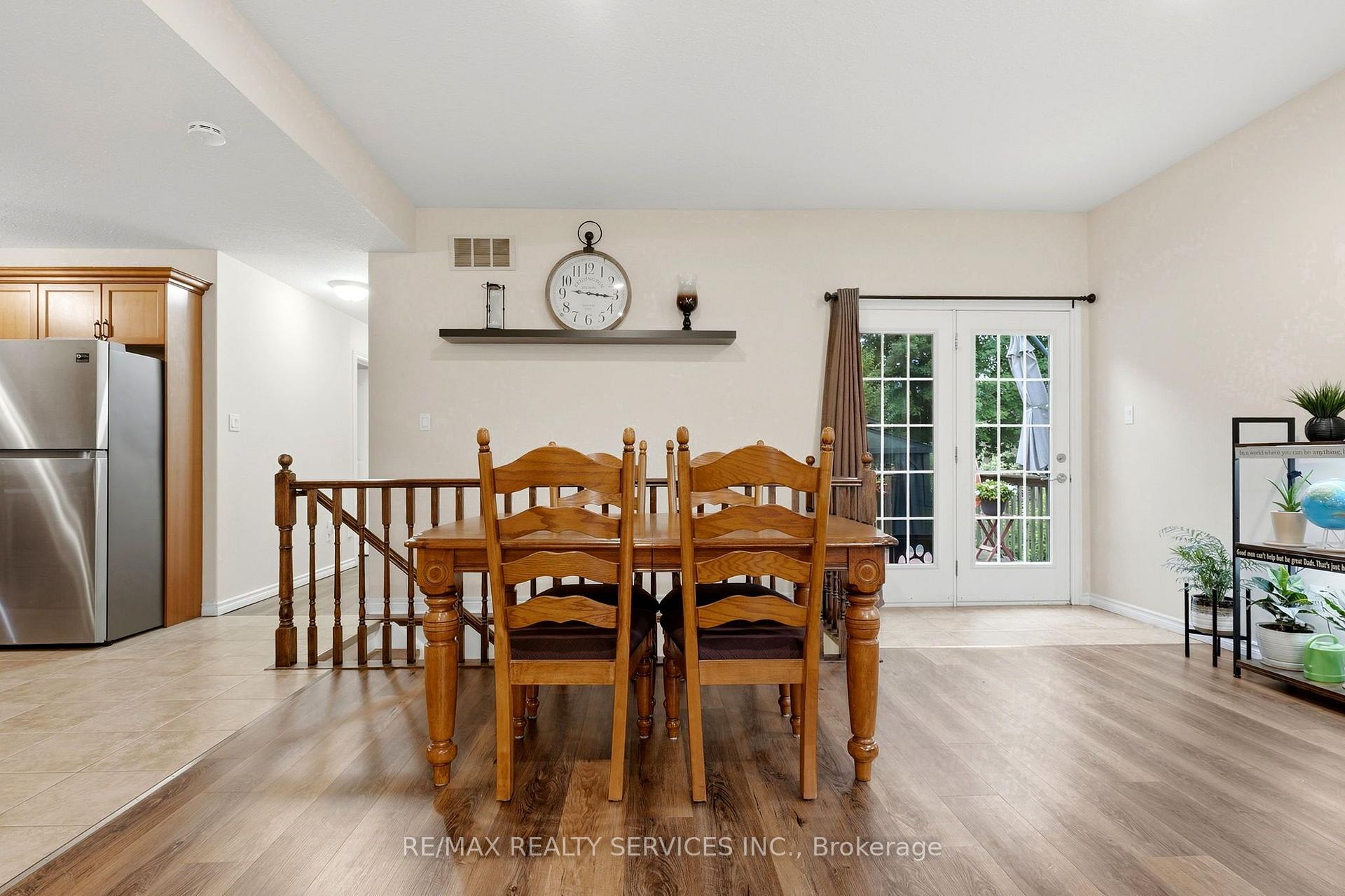 Photo 12 of 35 Sheffield Street, Southgate — HOMEH