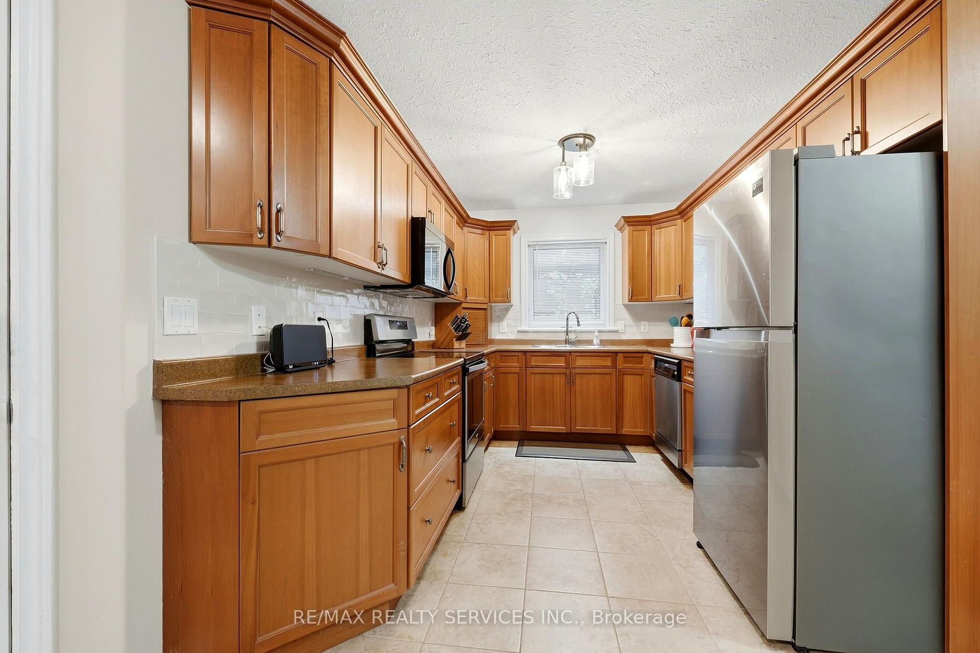 Photo 14 of 35 Sheffield Street, Southgate — HOMEH