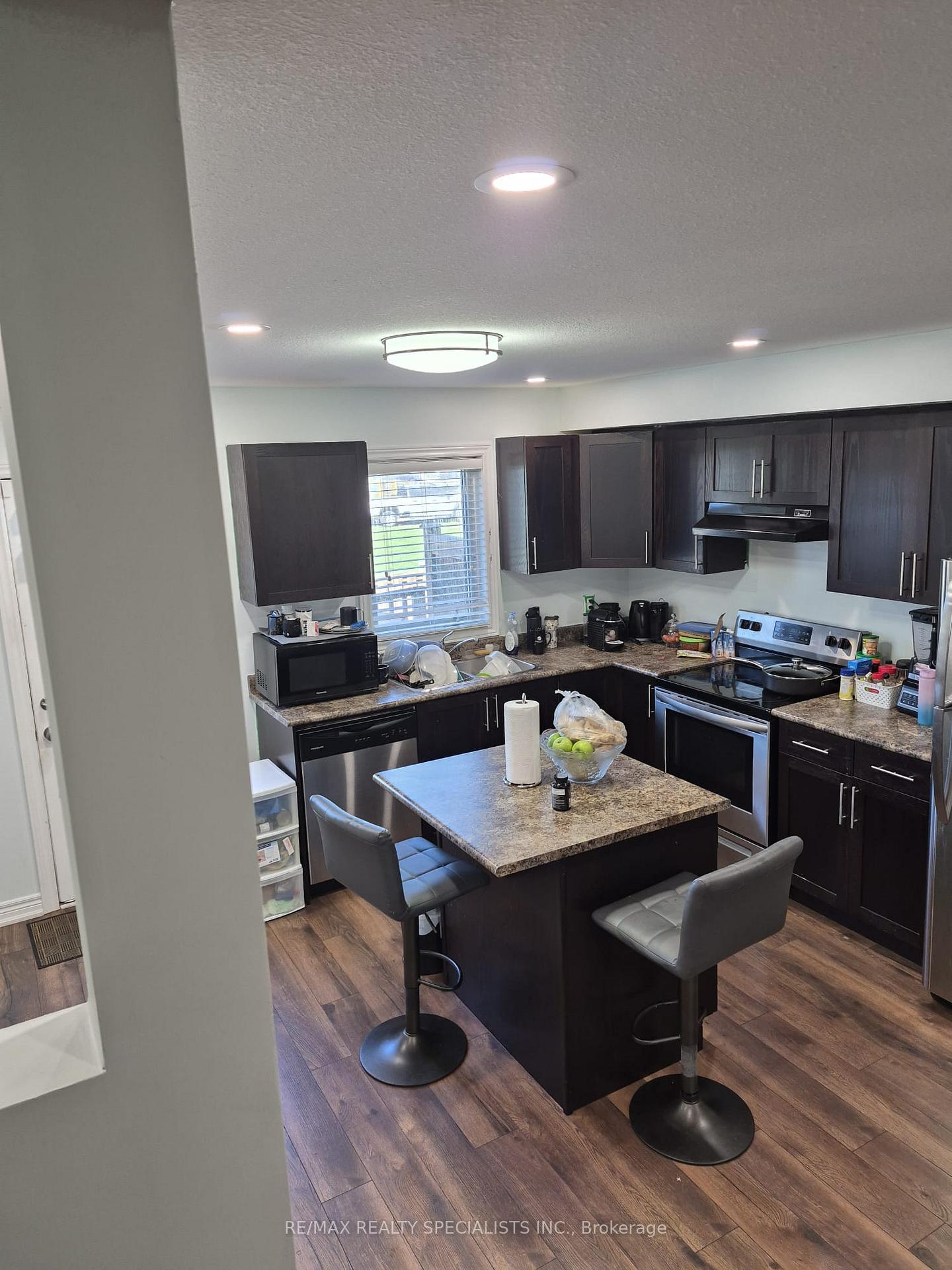 Photo 10 of Unit 4, 7768 Ascot Circle, Niagara Falls, Ascot — HOMEH