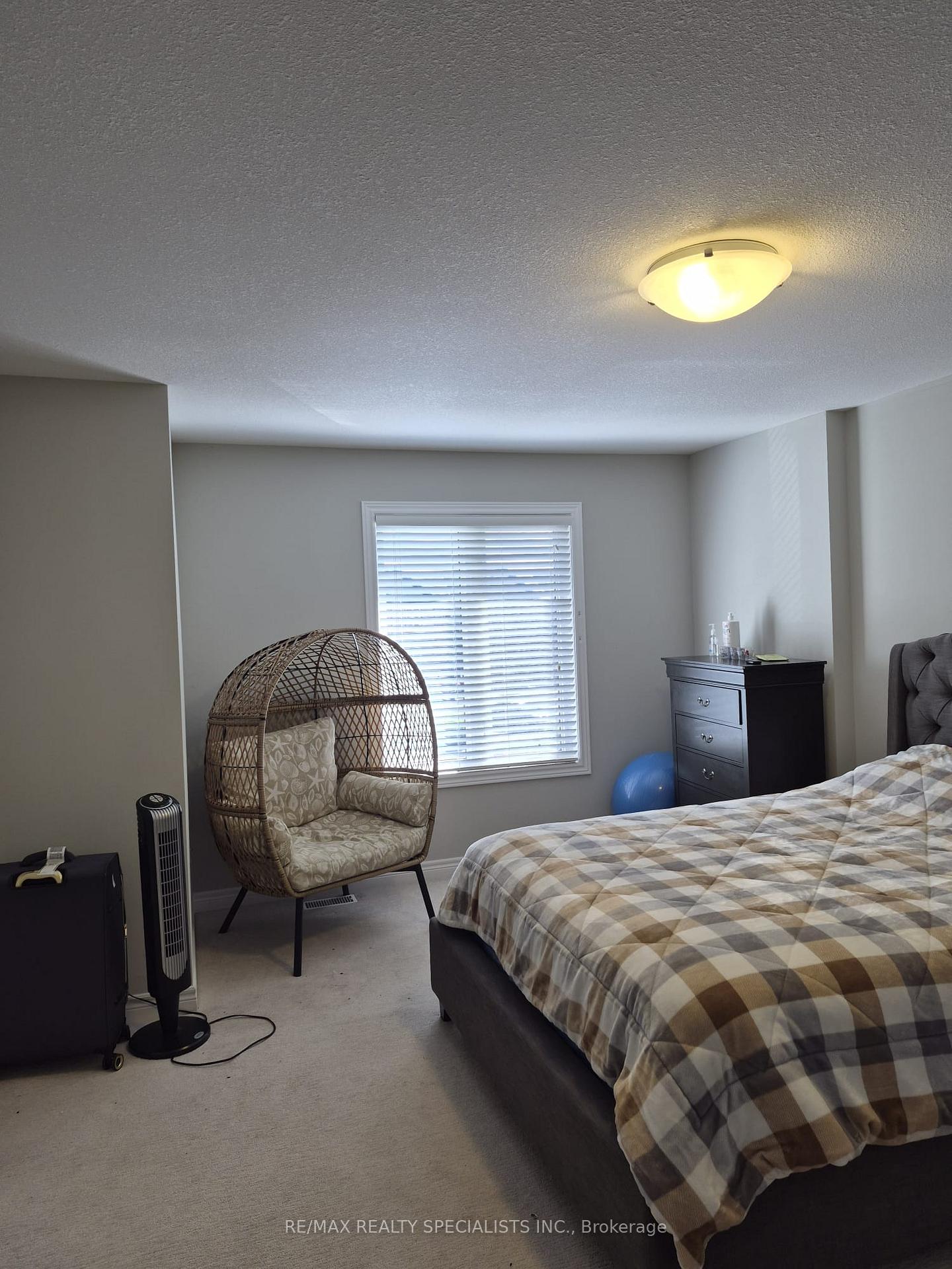 Photo 14 of Unit 4, 7768 Ascot Circle, Niagara Falls, Ascot — HOMEH