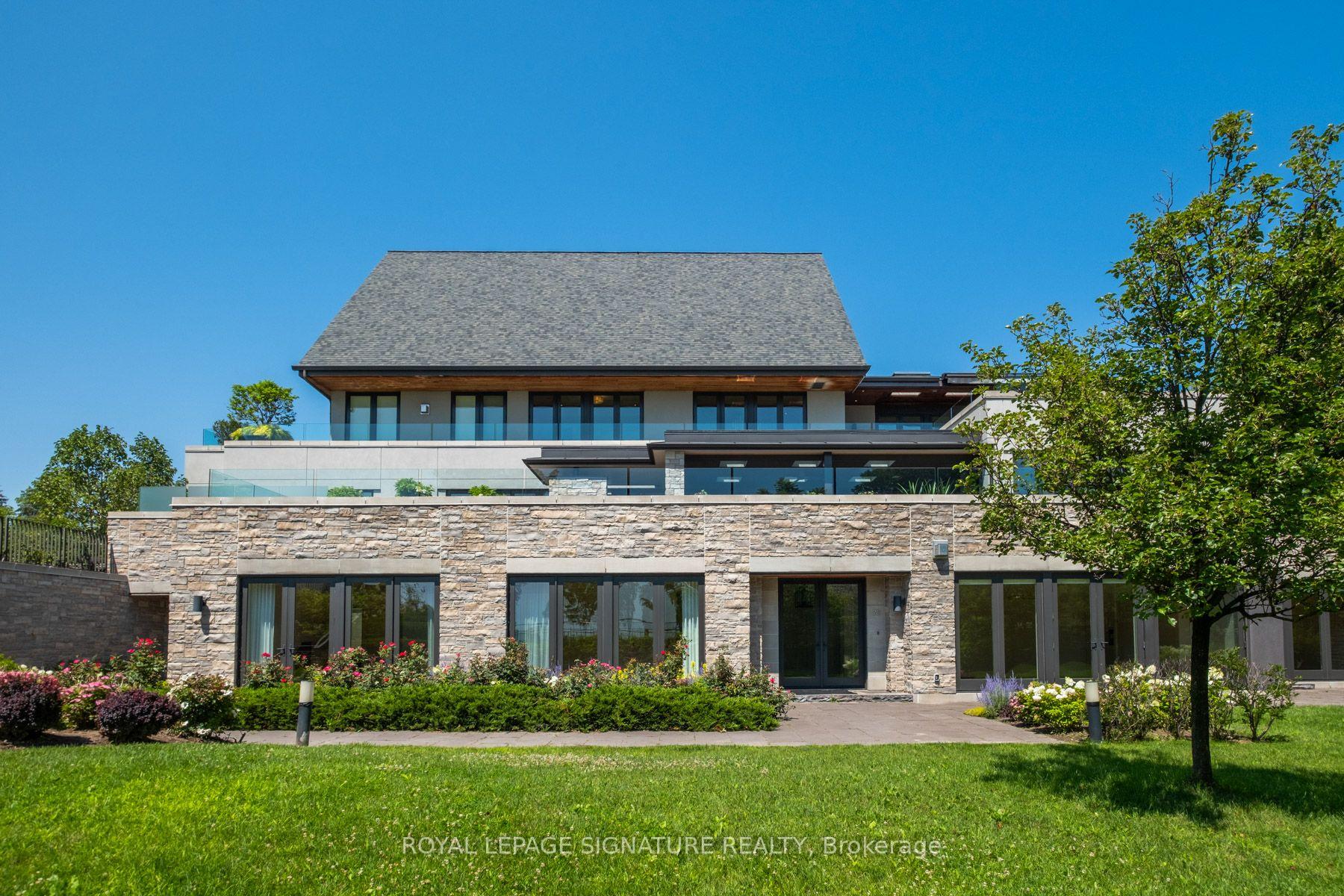 Photo 3 of Unit 30, 10 Maple Grove Drive, Oakville, Morrison — HOMEH