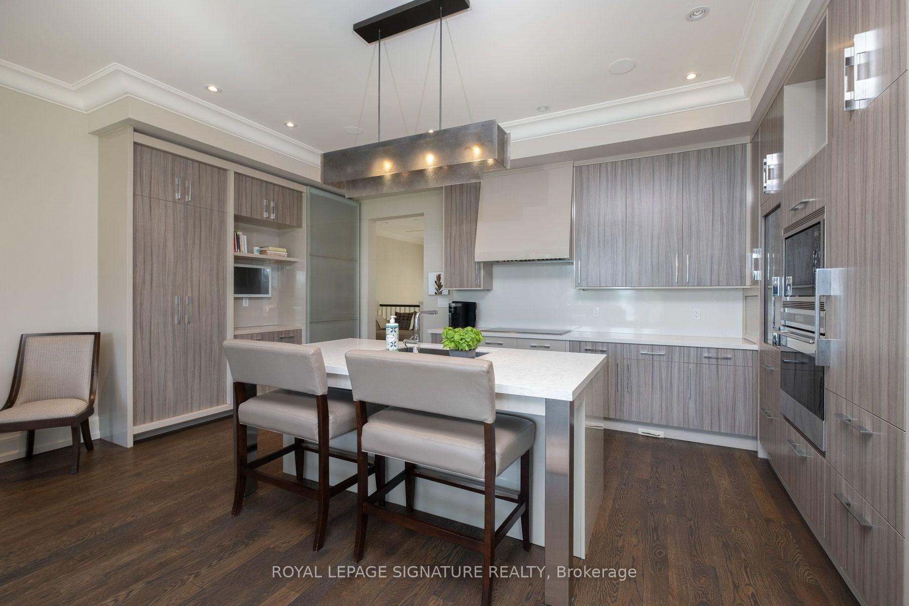 Photo 16 of Unit 30, 10 Maple Grove Drive, Oakville, Morrison — HOMEH