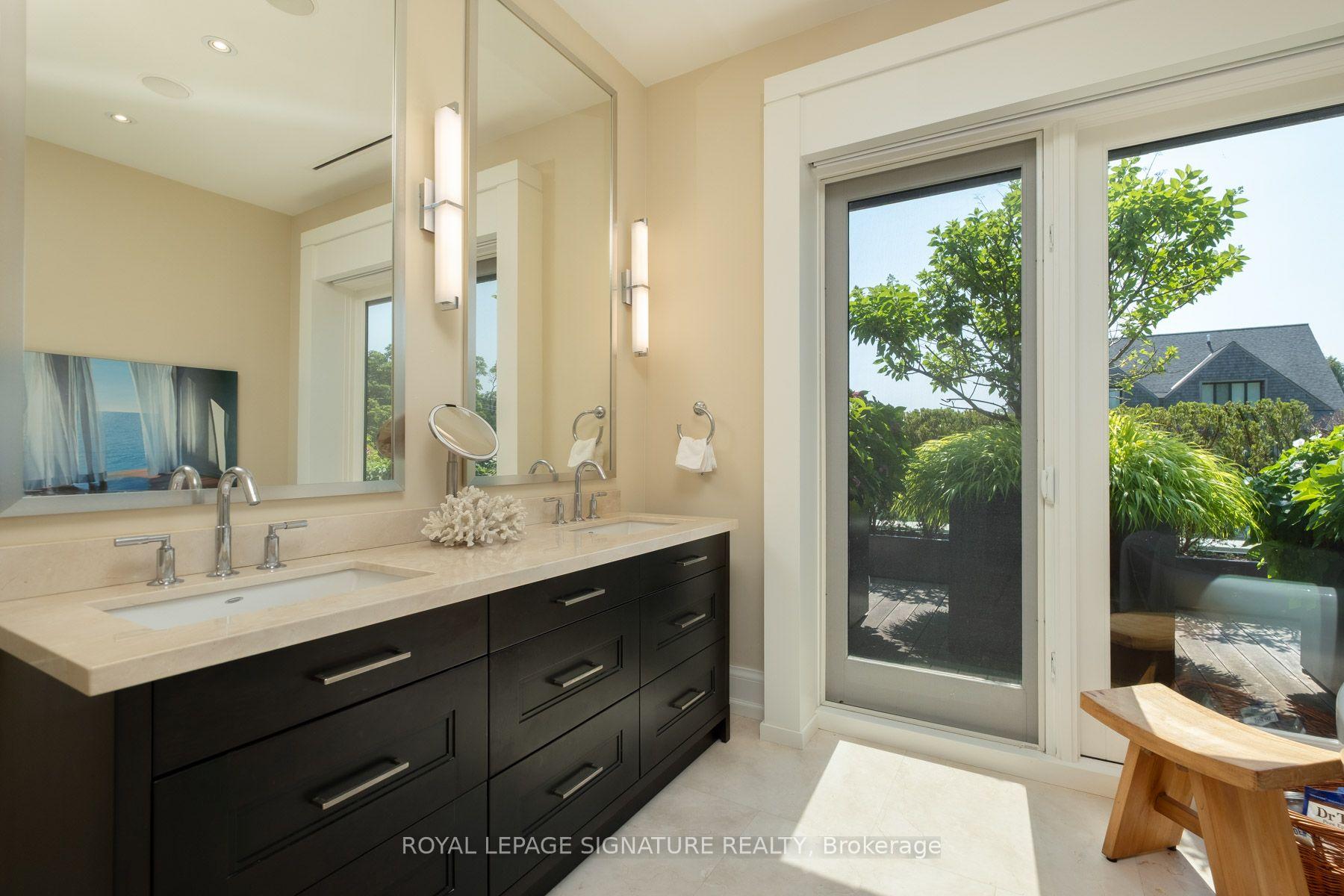 Photo 23 of Unit 30, 10 Maple Grove Drive, Oakville, Morrison — HOMEH