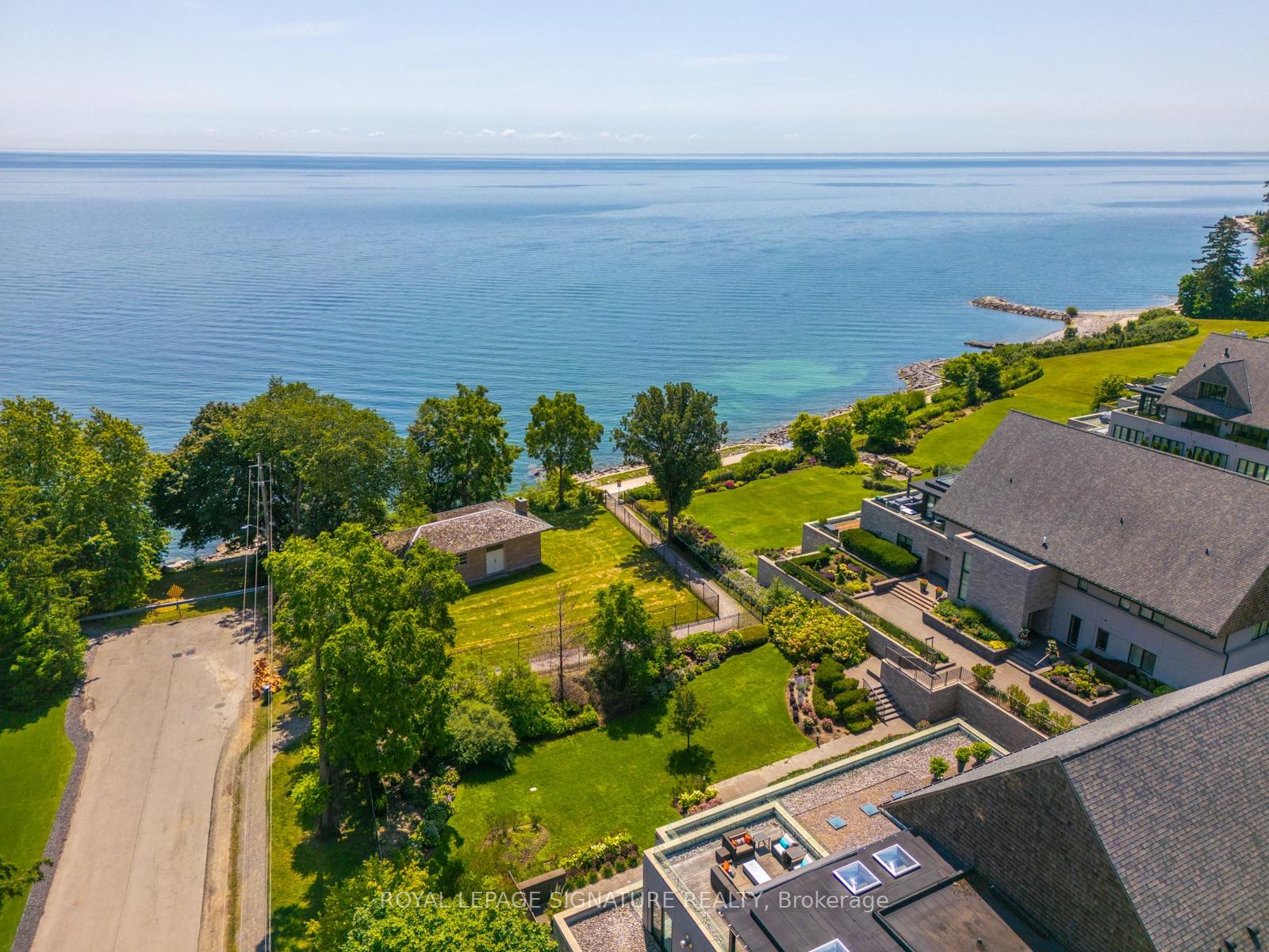 Photo 40 of Unit 30, 10 Maple Grove Drive, Oakville, Morrison — HOMEH