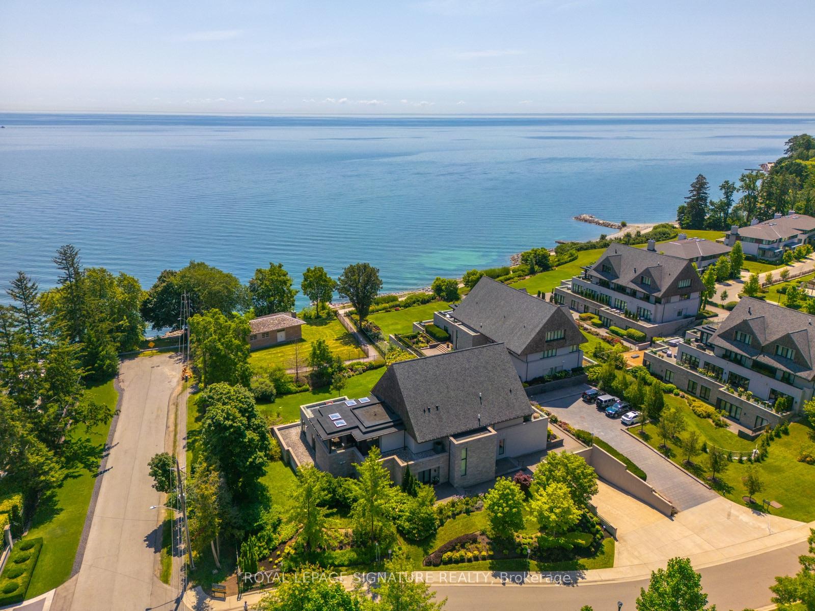 Photo 42 of Unit 30, 10 Maple Grove Drive, Oakville, Morrison — HOMEH