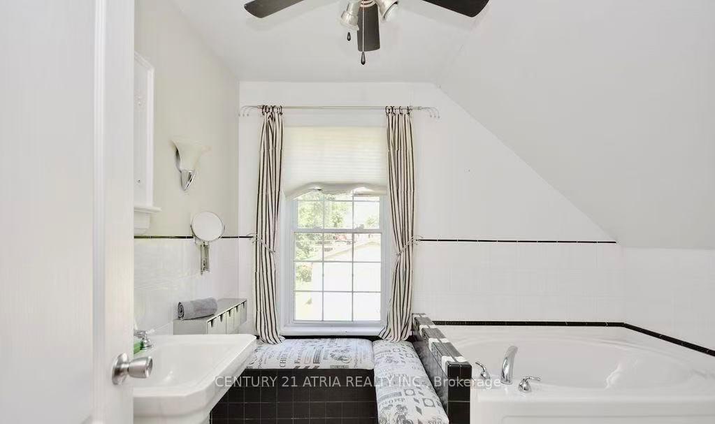 Photo 15 of 4359 Hepinstall Landing, Severn, Washago — HOMEH