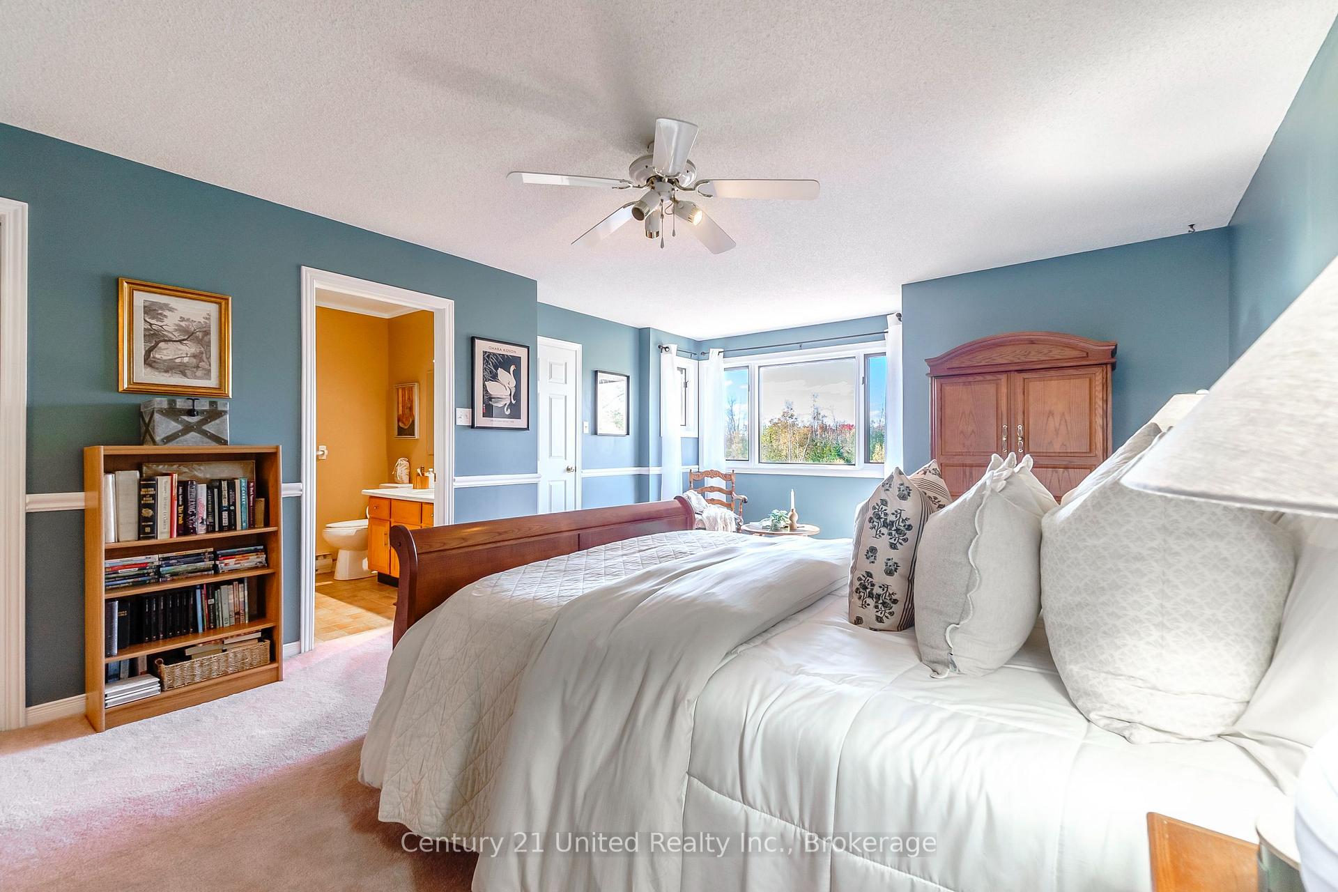 Photo 47 of Unit 15, 36 Champlain Crescent, Peterborough, Northcrest Ward 5 — HOMEH