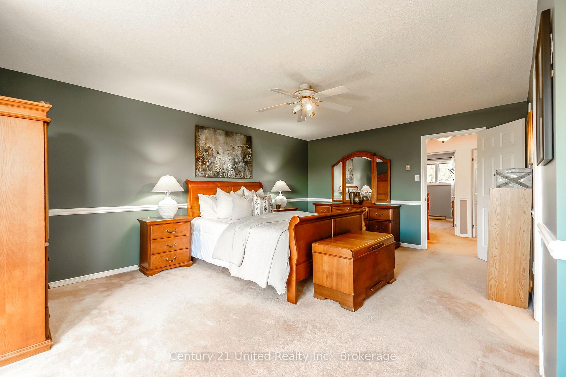 Photo 53 of Unit 15, 36 Champlain Crescent, Peterborough, Northcrest Ward 5 — HOMEH