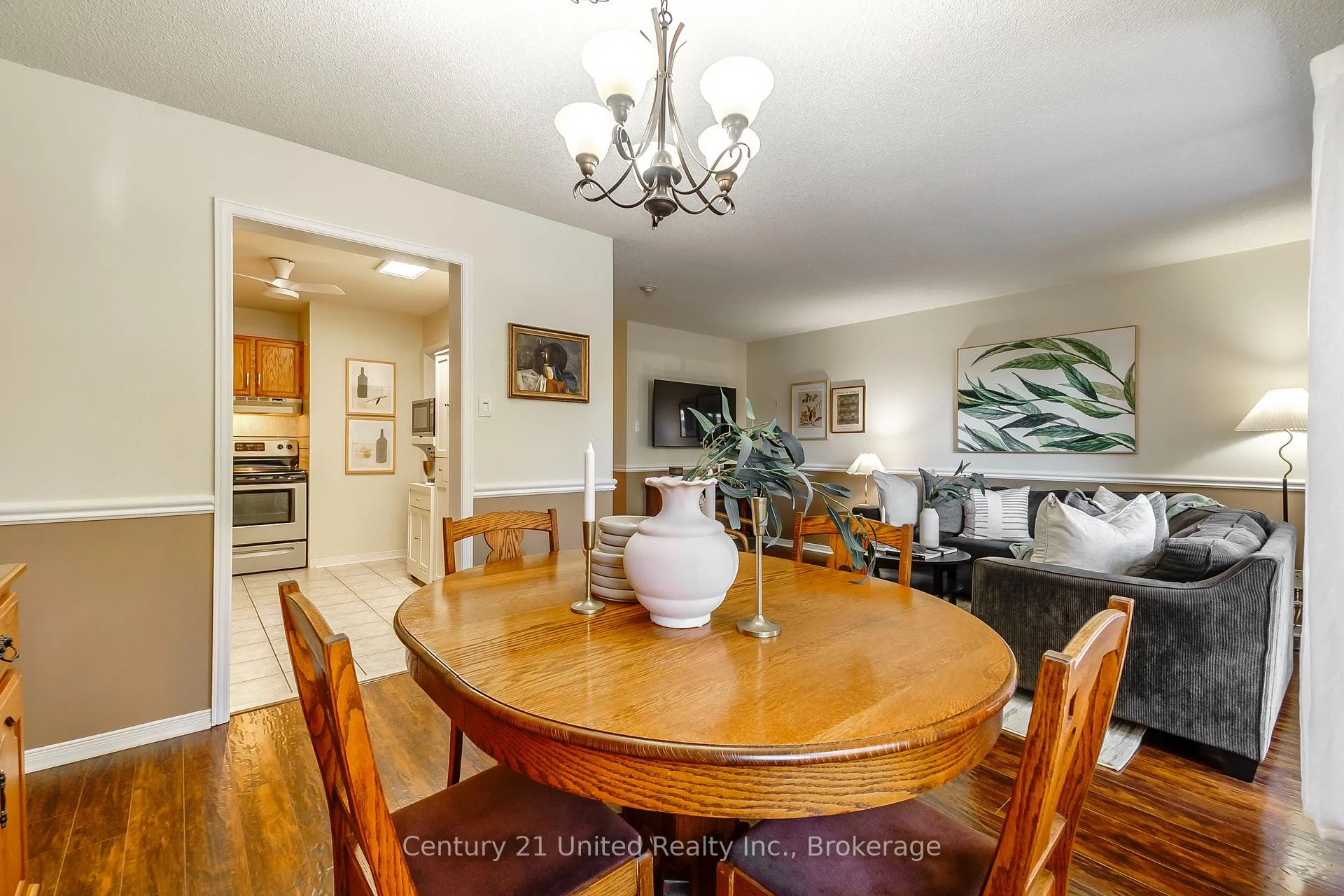 Photo 22 of Unit 15, 36 Champlain Crescent, Peterborough, Northcrest Ward 5 — HOMEH