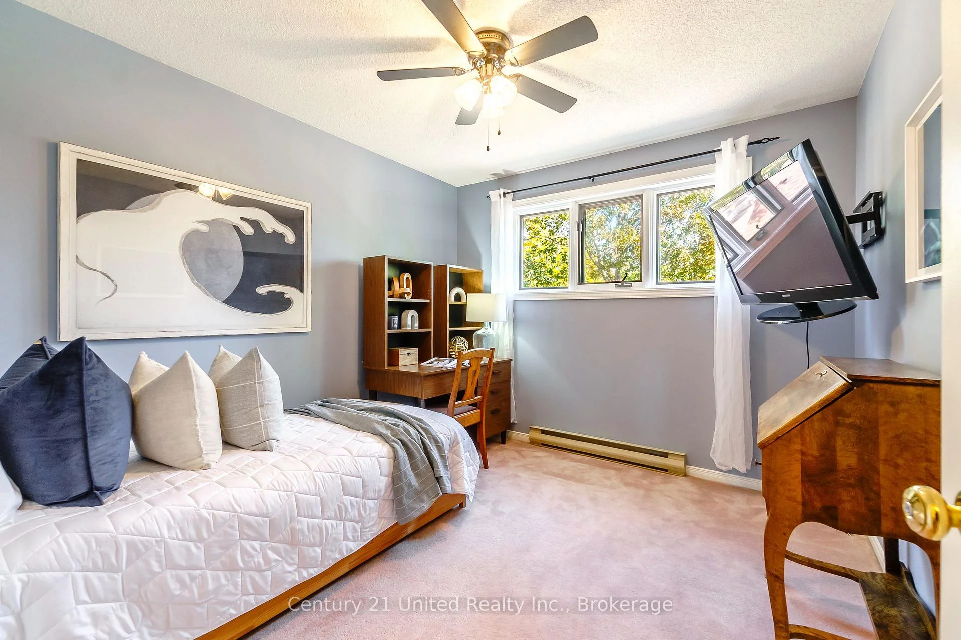 Photo 66 of Unit 15, 36 Champlain Crescent, Peterborough, Northcrest Ward 5 — HOMEH