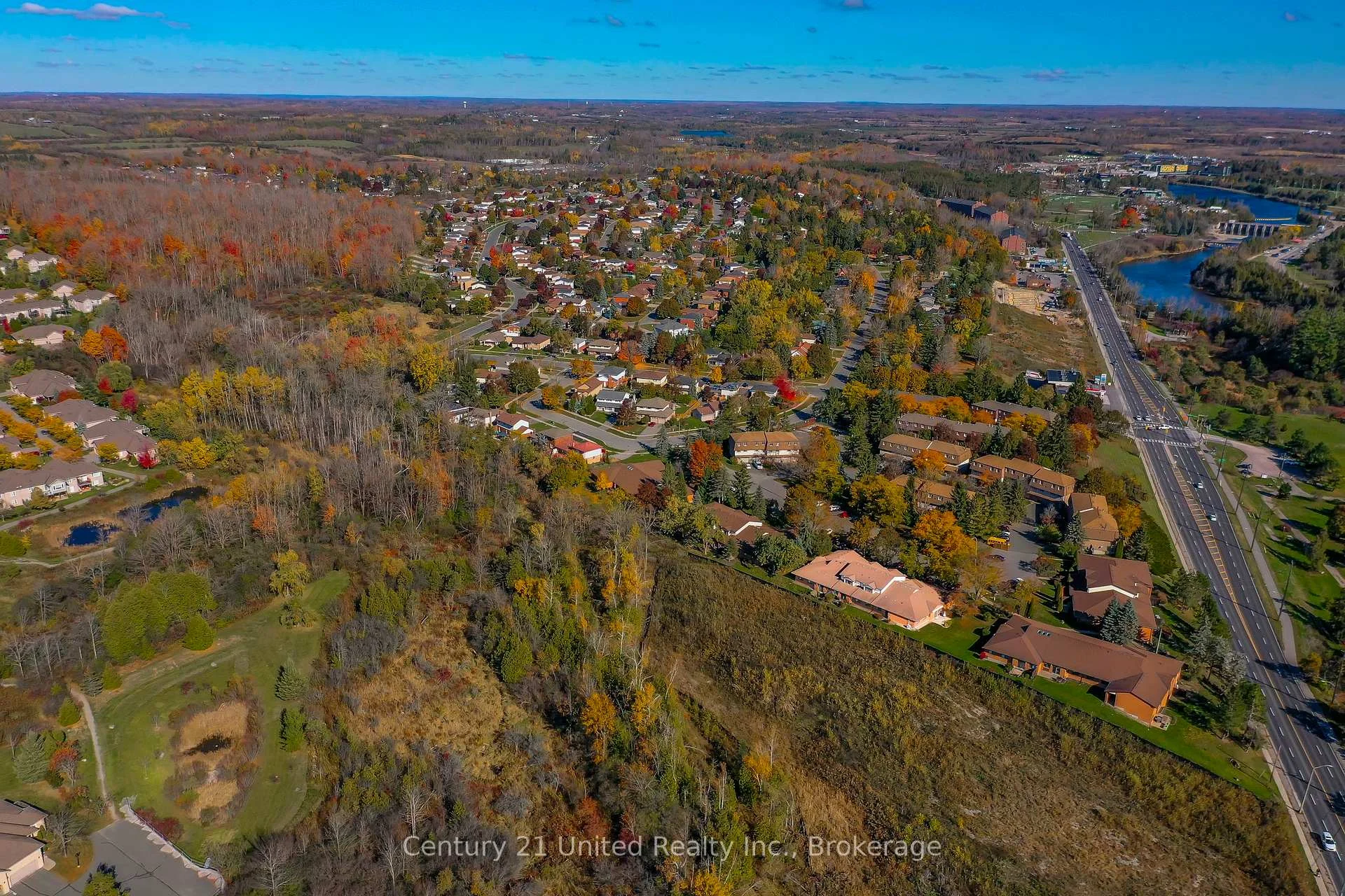 Photo 86 of Unit 15, 36 Champlain Crescent, Peterborough, Northcrest Ward 5 — HOMEH