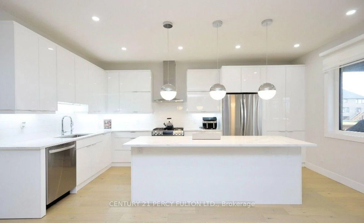 Photo 3 of 86 Grandville Circle, Brant, Paris — HOMEH