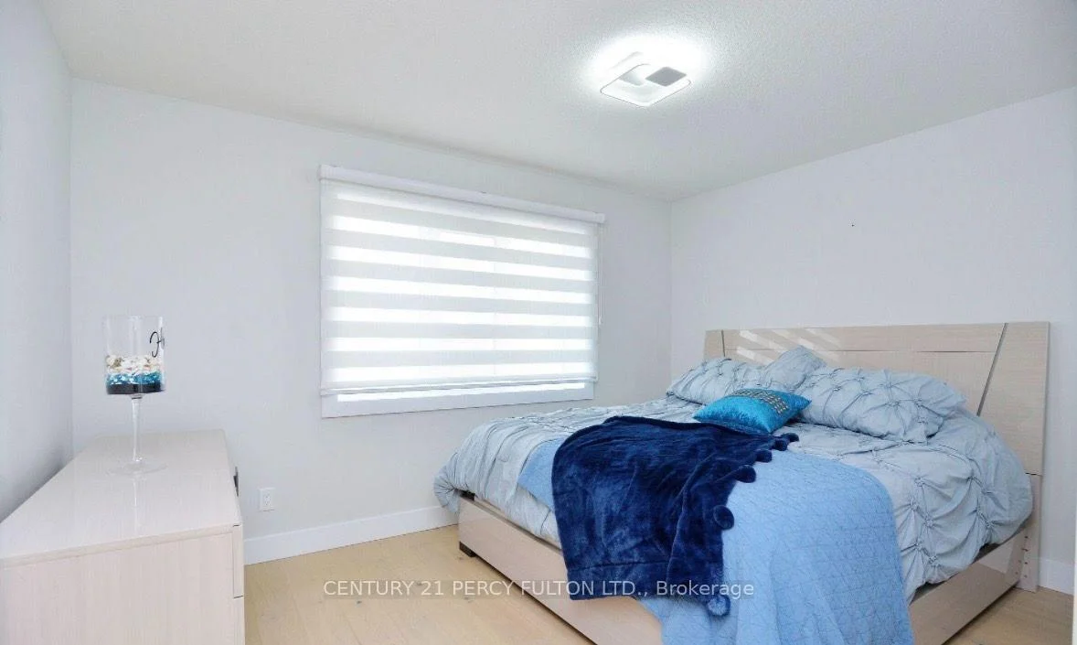 Photo 8 of 86 Grandville Circle, Brant, Paris — HOMEH