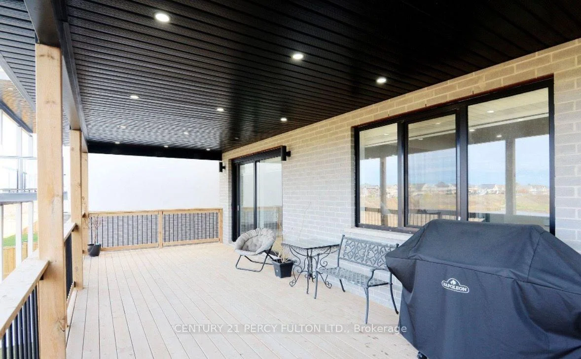 Photo 14 of 86 Grandville Circle, Brant, Paris — HOMEH