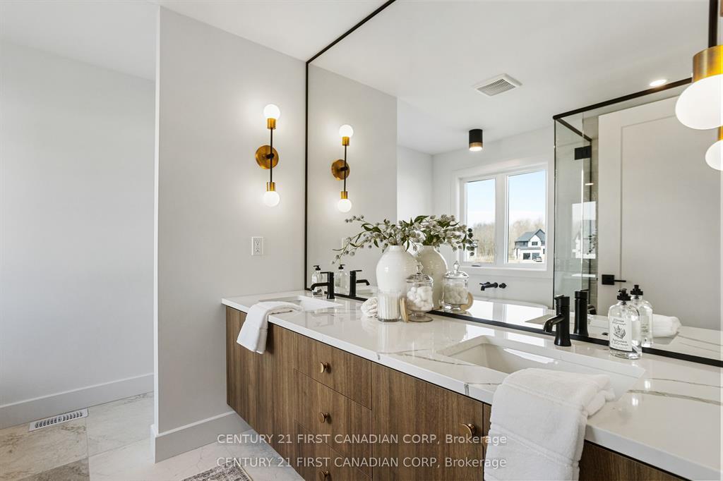 Photo 22 of 2211 Darwin Crescent, London, South V — HOMEH