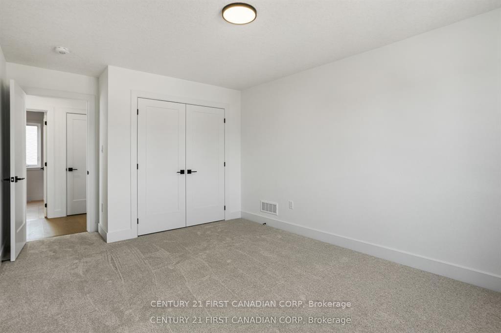 Photo 28 of 2211 Darwin Crescent, London, South V — HOMEH
