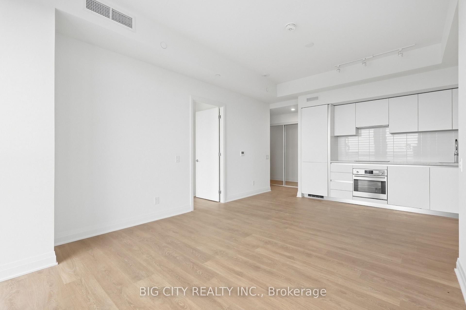 Photo 16 of Unit 2010, 25 Frederick Todd Way, Toronto, Thorncliffe Park — HOMEH