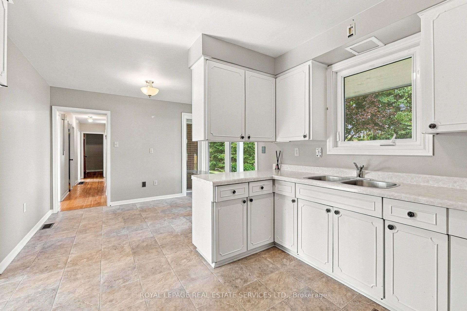 Photo 10 of 5150 Tremaine Road, Milton, Rural Milton West — HOMEH