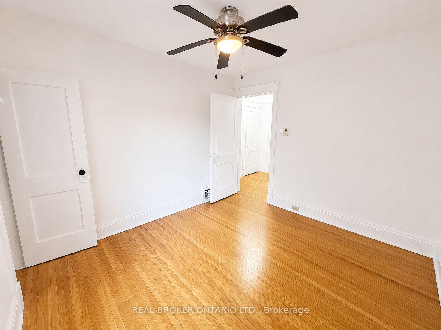 Photo 12 of Unit Upper, 272 Stinson Crescent, Hamilton, St. Clair — HOMEH