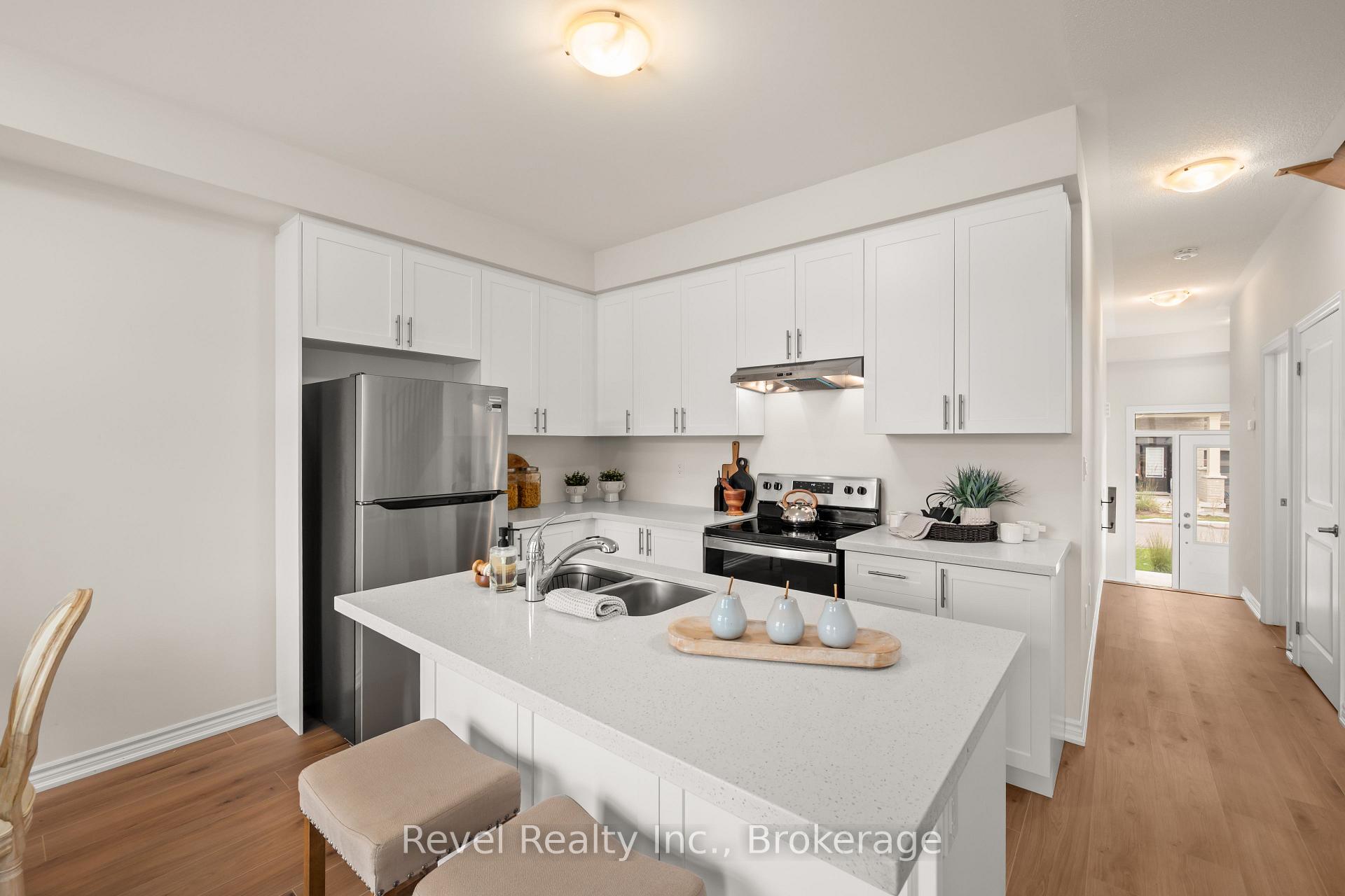 Photo 18 of 38 Hickey Lane, Kawartha Lakes, Lindsay — HOMEH