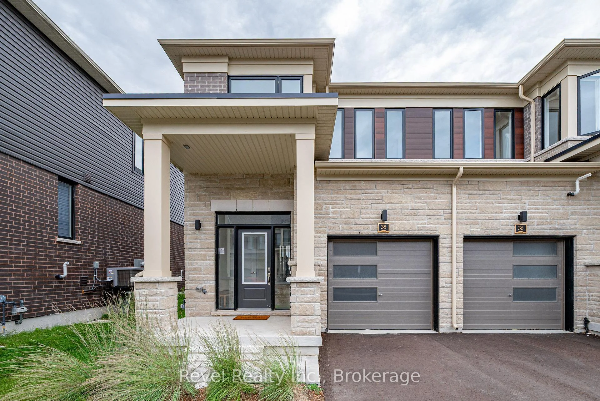 Photo 15 of 38 Hickey Lane, Kawartha Lakes, Lindsay — HOMEH