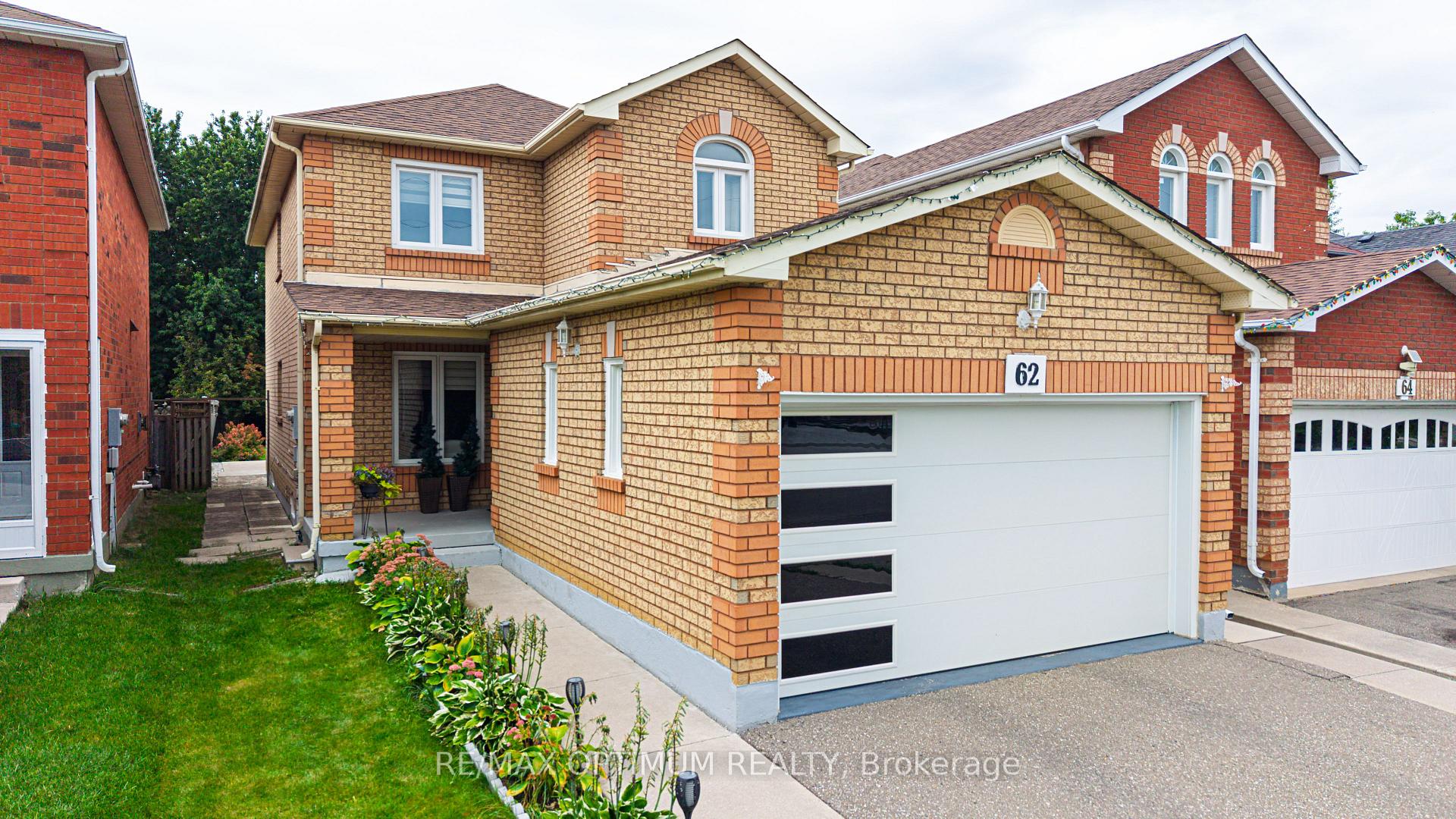 Photo 4 of 62 Meadowlark Drive, Brampton, Fletcher's Creek South — HOMEH