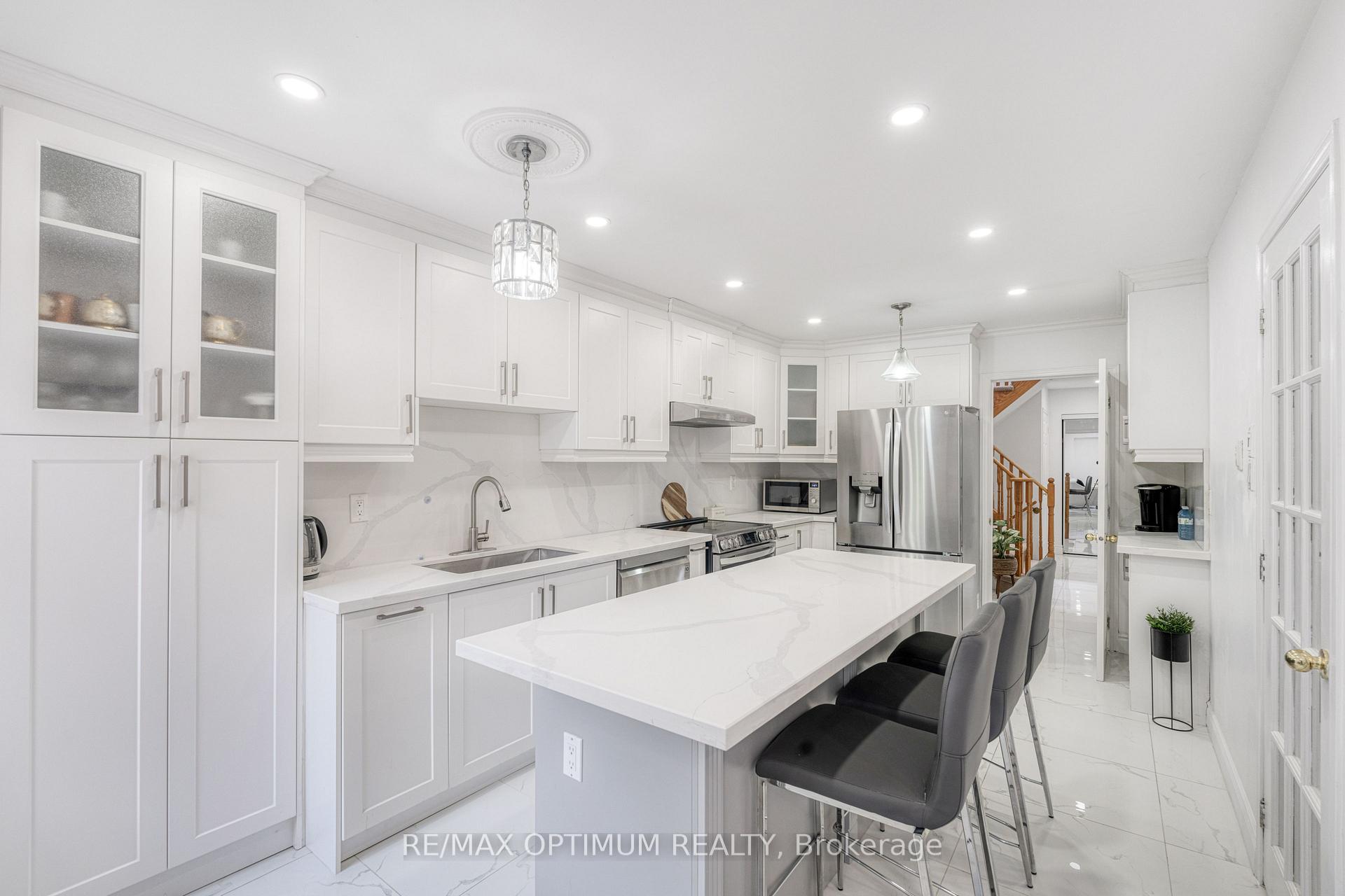 Photo 14 of 62 Meadowlark Drive, Brampton, Fletcher's Creek South — HOMEH