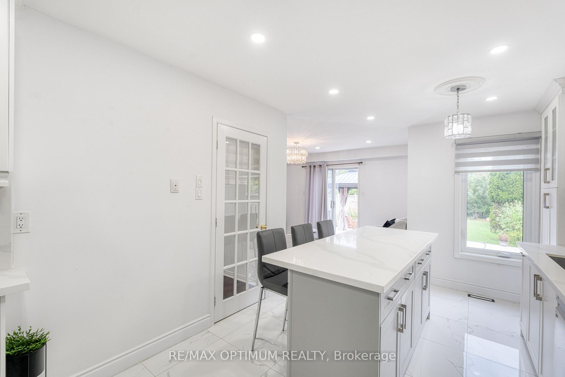 Photo 15 of 62 Meadowlark Drive, Brampton, Fletcher's Creek South — HOMEH