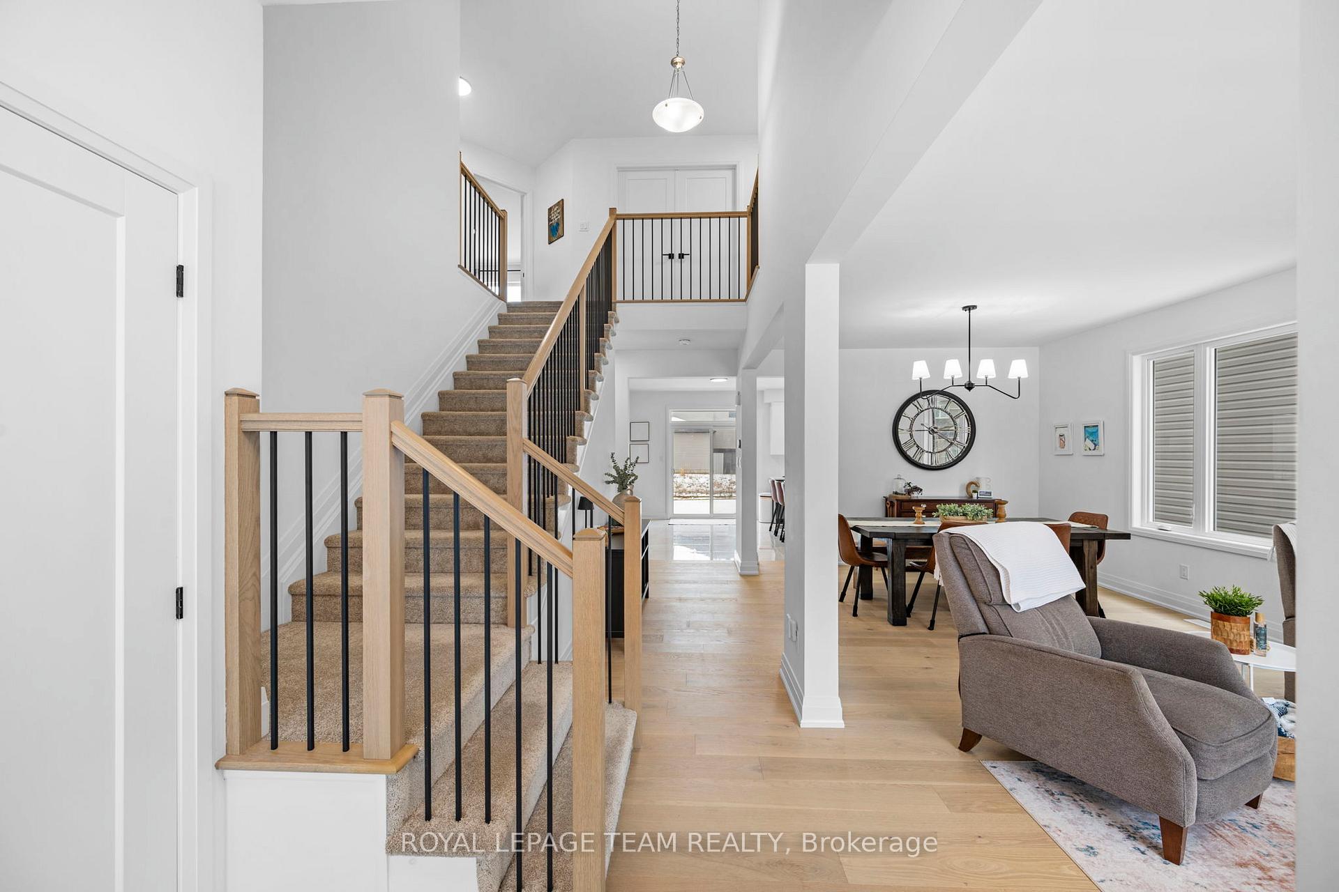 Photo 3 of 437 Fleet Canuck Private, Ottawa, Huntley Ward (South East) — HOMEH