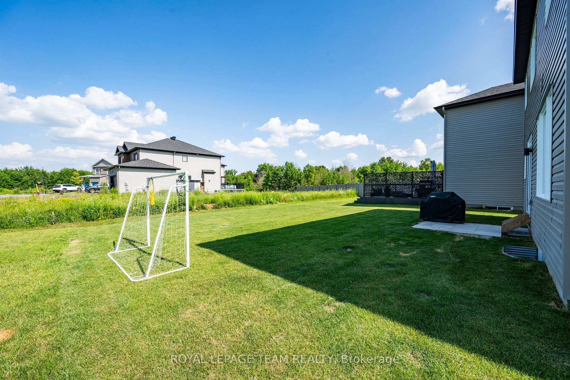 Photo 40 of 437 Fleet Canuck Private, Ottawa, Huntley Ward (South East) — HOMEH