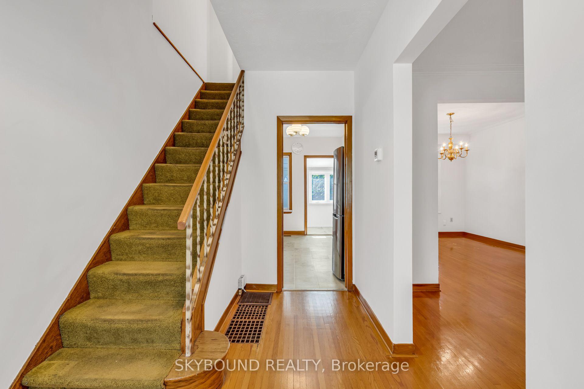 Photo 5 of 30 Woodmount Avenue, Toronto, Danforth — HOMEH