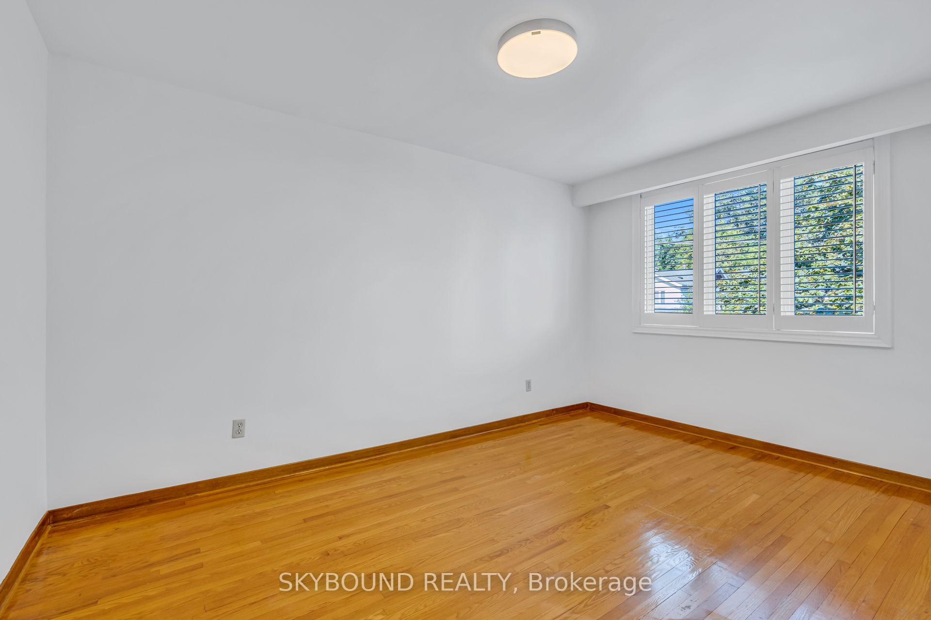 Photo 16 of 30 Woodmount Avenue, Toronto, Danforth — HOMEH