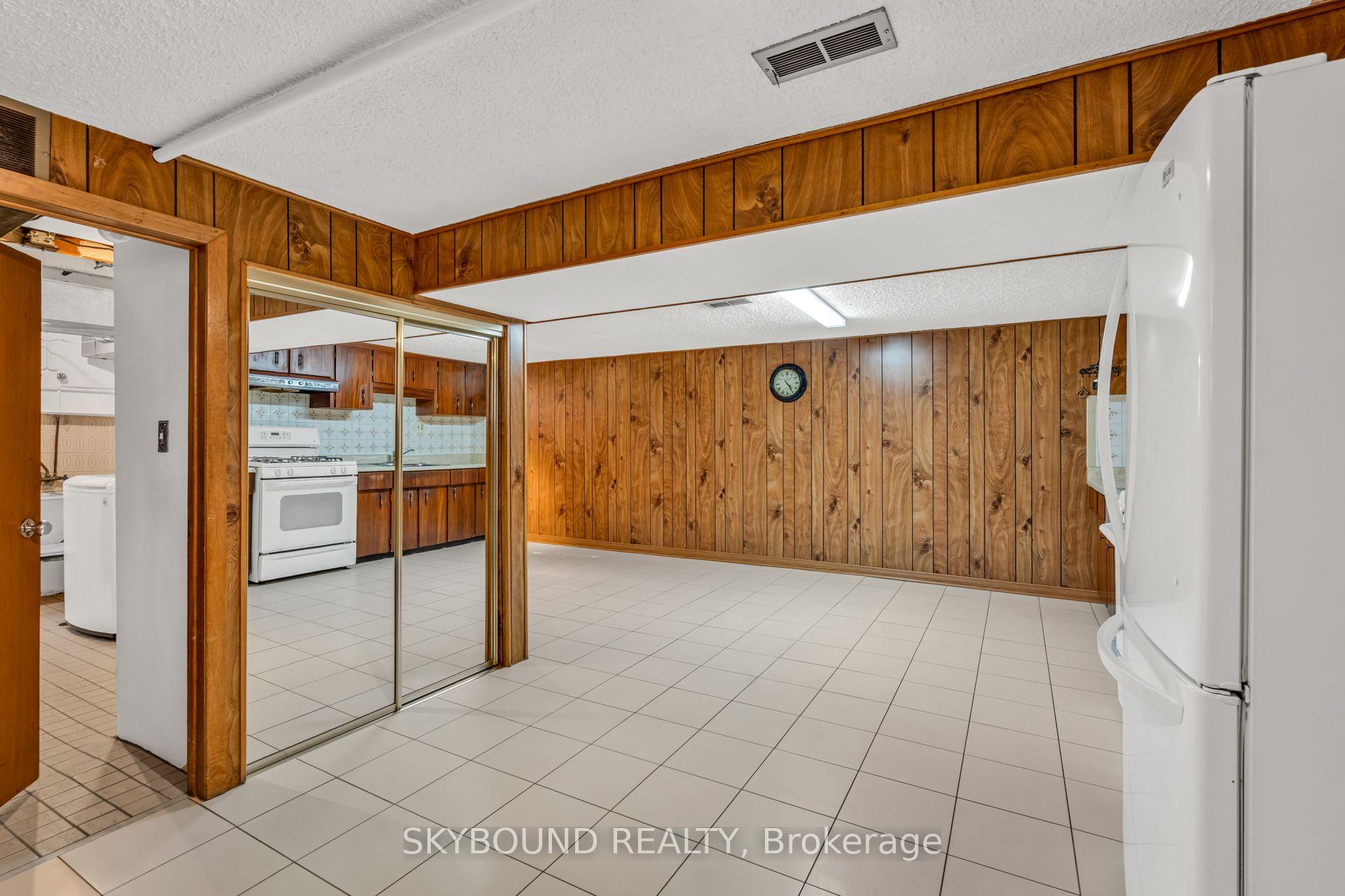 Photo 24 of 30 Woodmount Avenue, Toronto, Danforth — HOMEH