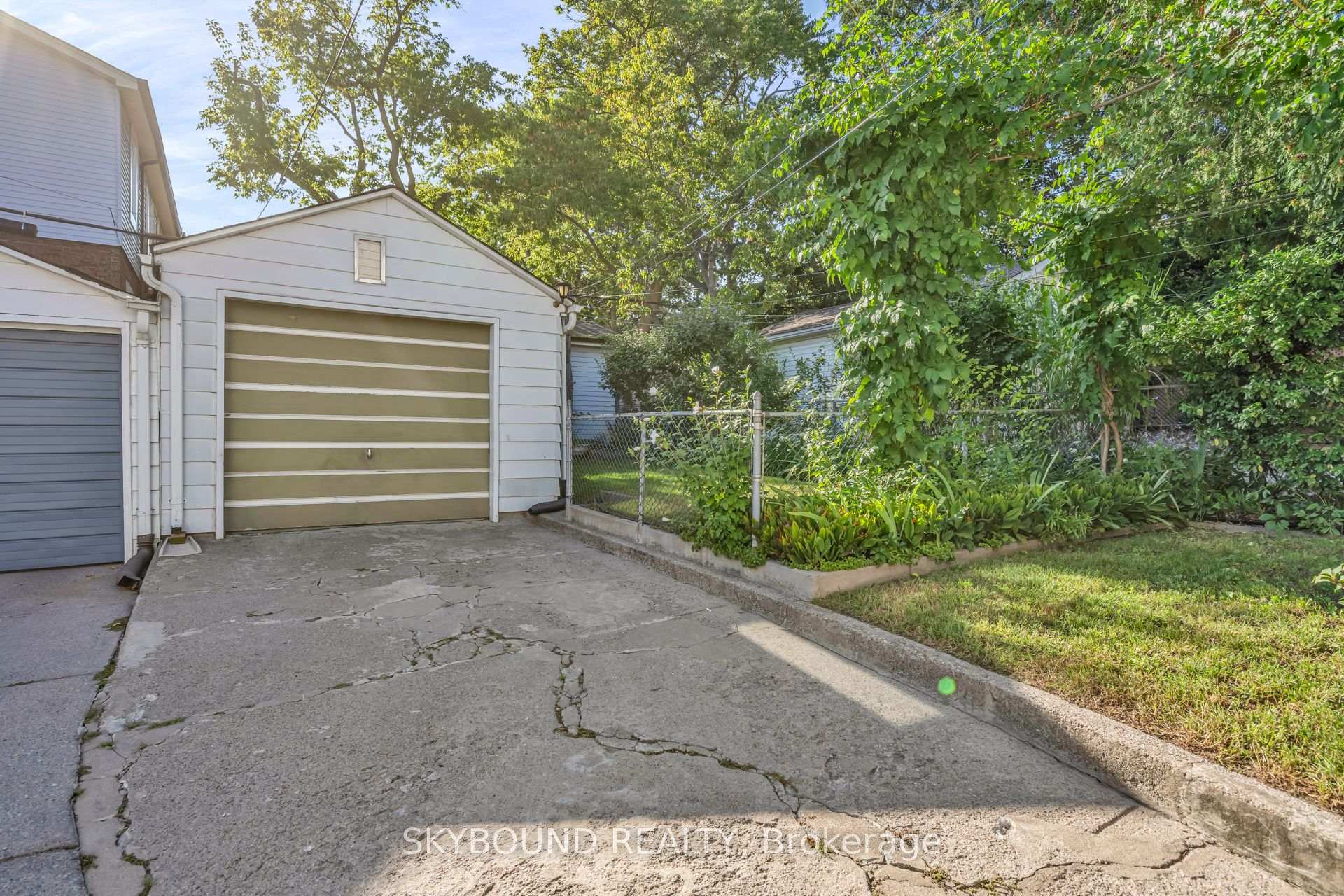 Photo 27 of 30 Woodmount Avenue, Toronto, Danforth — HOMEH