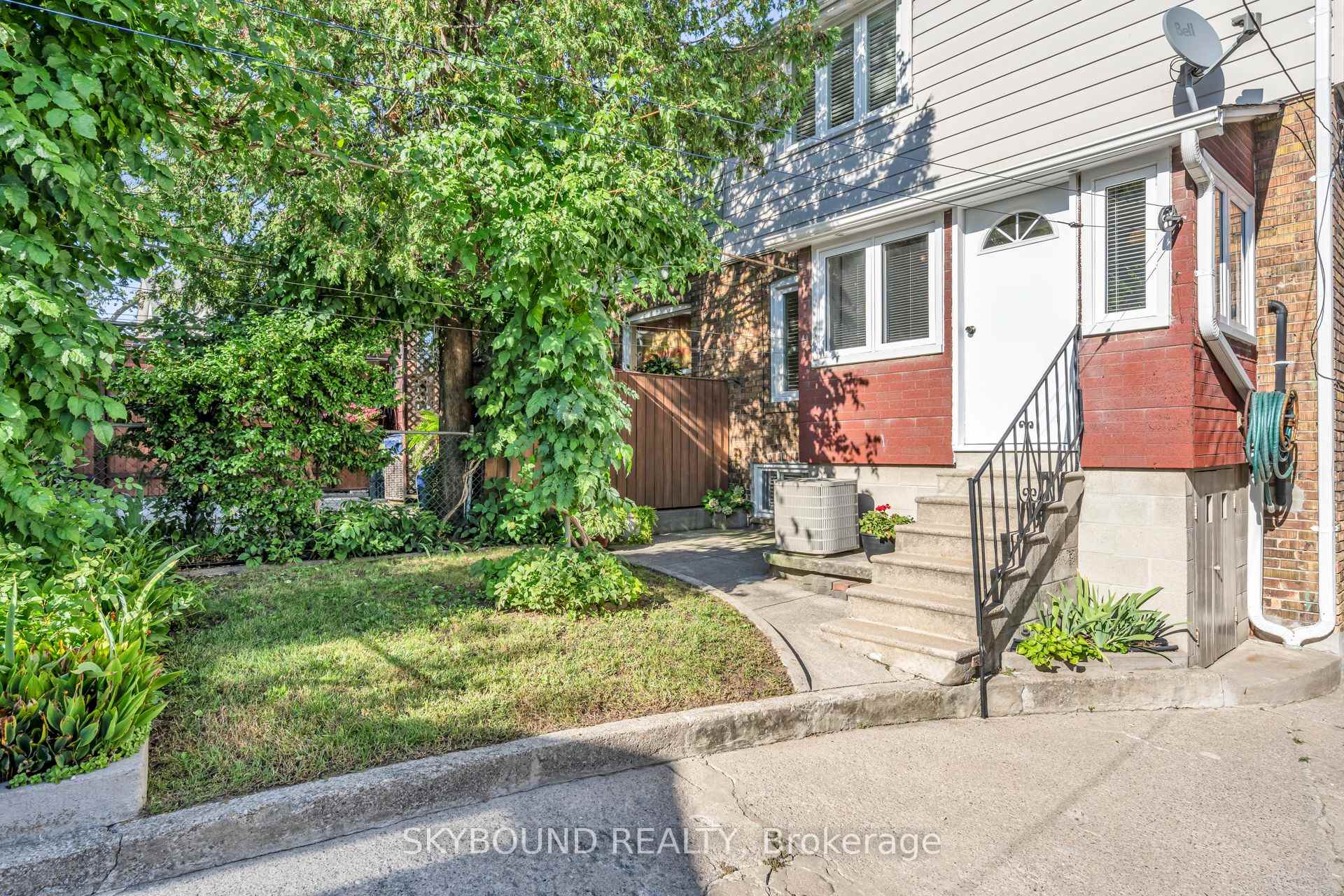 Photo 28 of 30 Woodmount Avenue, Toronto, Danforth — HOMEH