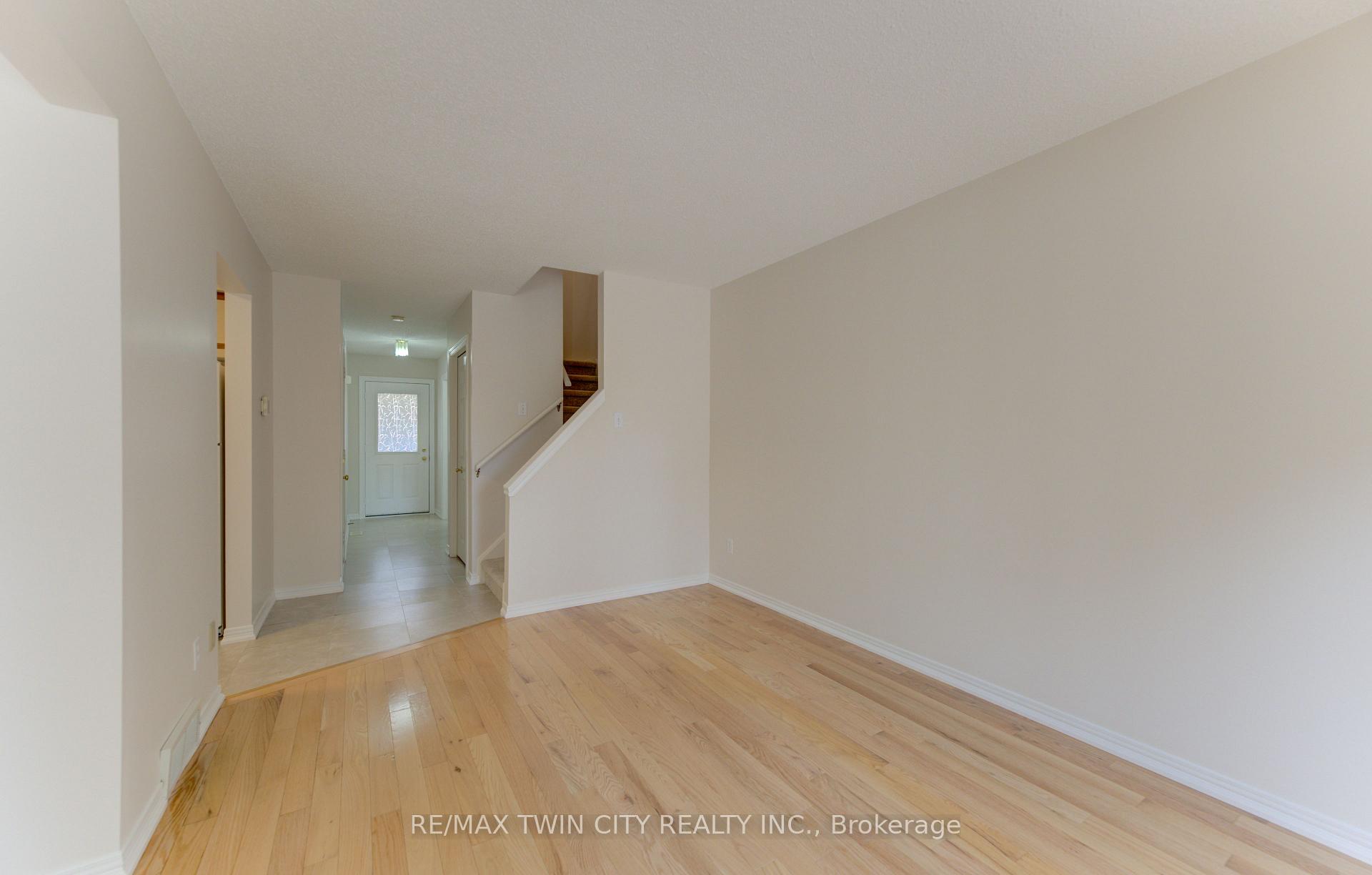 Photo 7 of Unit 4, 360 Cornridge Place, Waterloo, Upper Beechwood — HOMEH