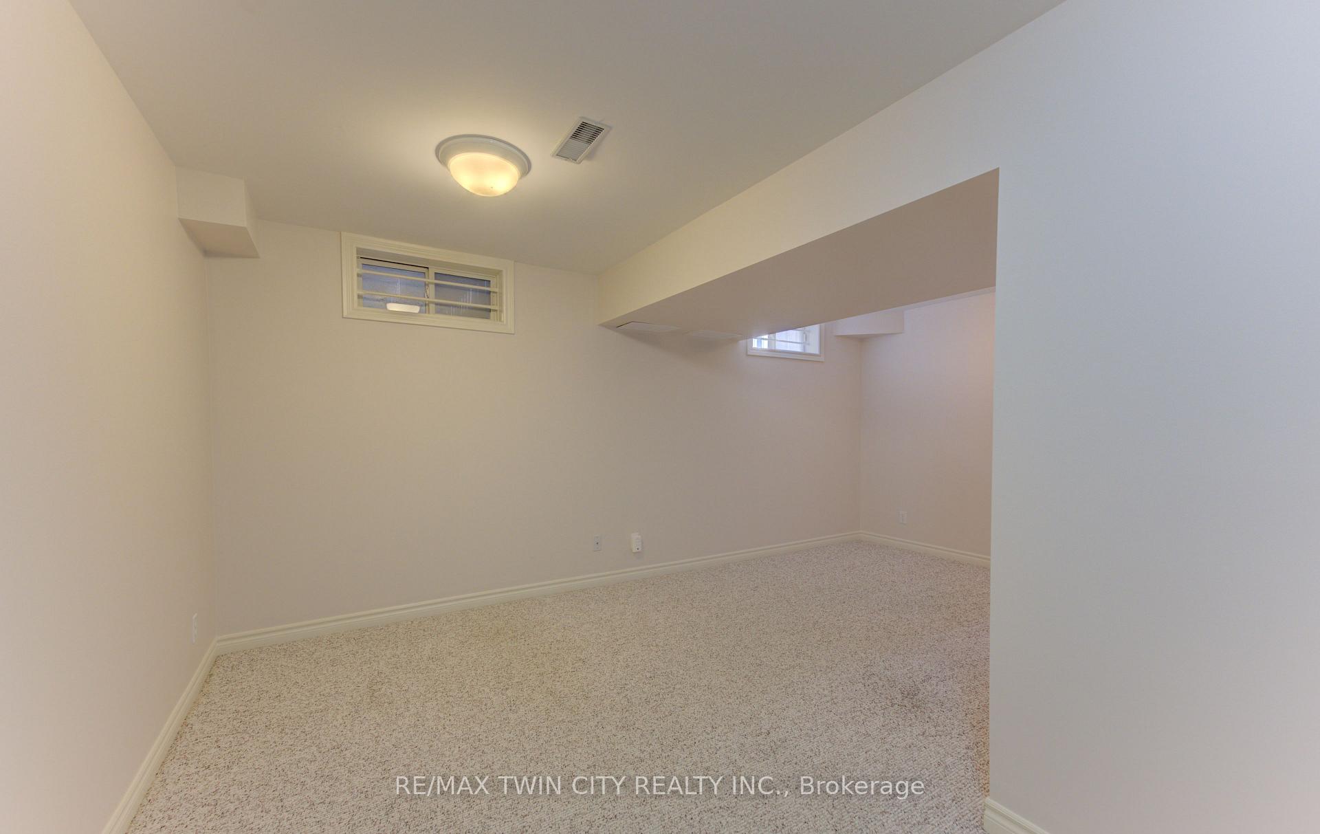 Photo 32 of Unit 4, 360 Cornridge Place, Waterloo, Upper Beechwood — HOMEH