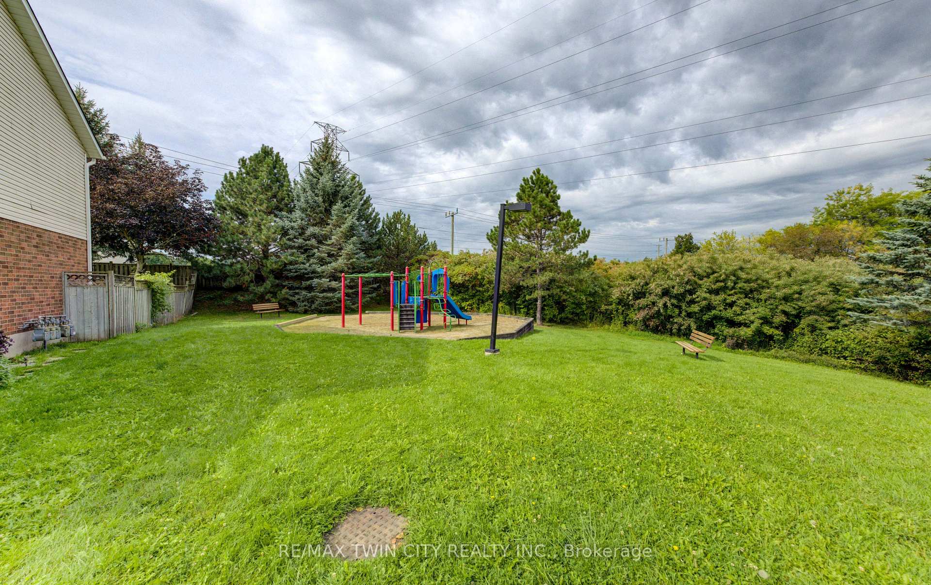 Photo 40 of Unit 4, 360 Cornridge Place, Waterloo, Upper Beechwood — HOMEH