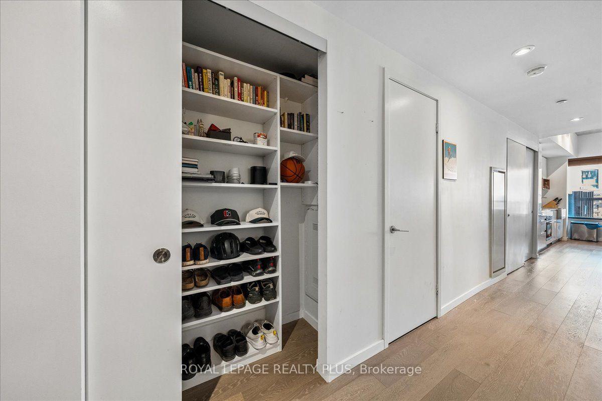 Photo 7 of Unit 207, 383 Sorauren Avenue, Toronto, Roncesvalles — HOMEH