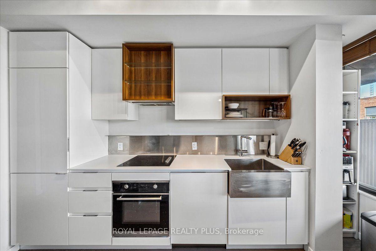 Photo 16 of Unit 207, 383 Sorauren Avenue, Toronto, Roncesvalles — HOMEH