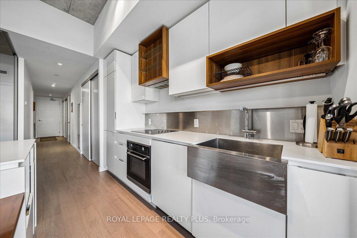 Photo 17 of Unit 207, 383 Sorauren Avenue, Toronto, Roncesvalles — HOMEH