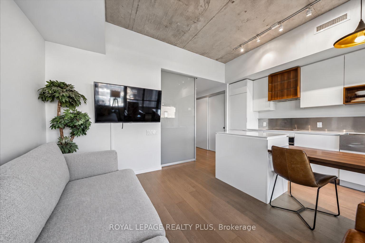 Photo 21 of Unit 207, 383 Sorauren Avenue, Toronto, Roncesvalles — HOMEH
