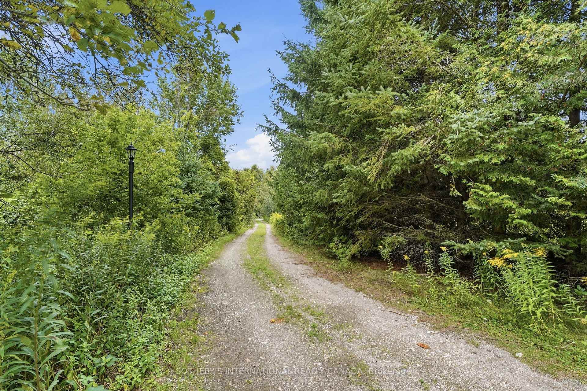 Photo 3 of 5464 8th Line, Erin, Rural Erin — HOMEH