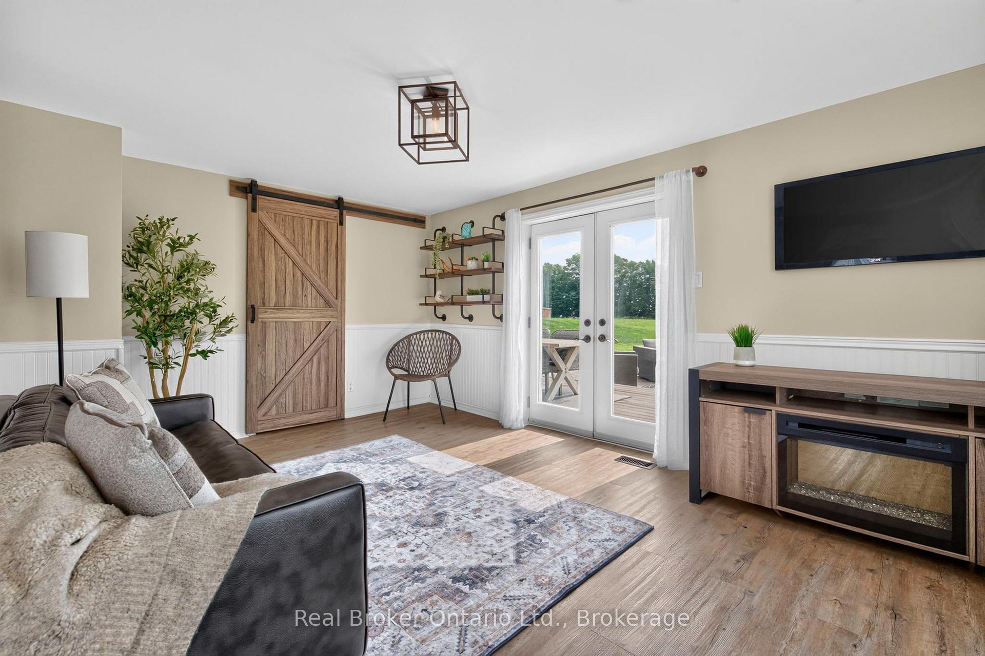 Photo 9 of 597 Lafontaine Road W, Tiny, Rural Tiny — HOMEH