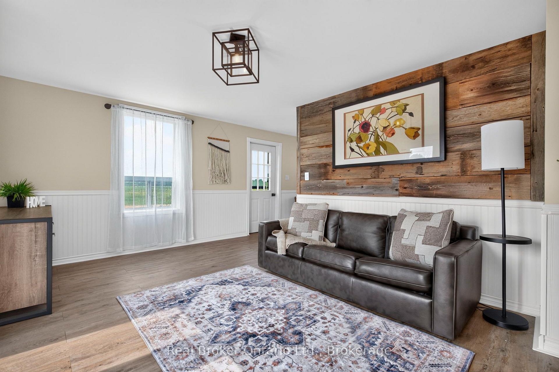 Photo 10 of 597 Lafontaine Road W, Tiny, Rural Tiny — HOMEH