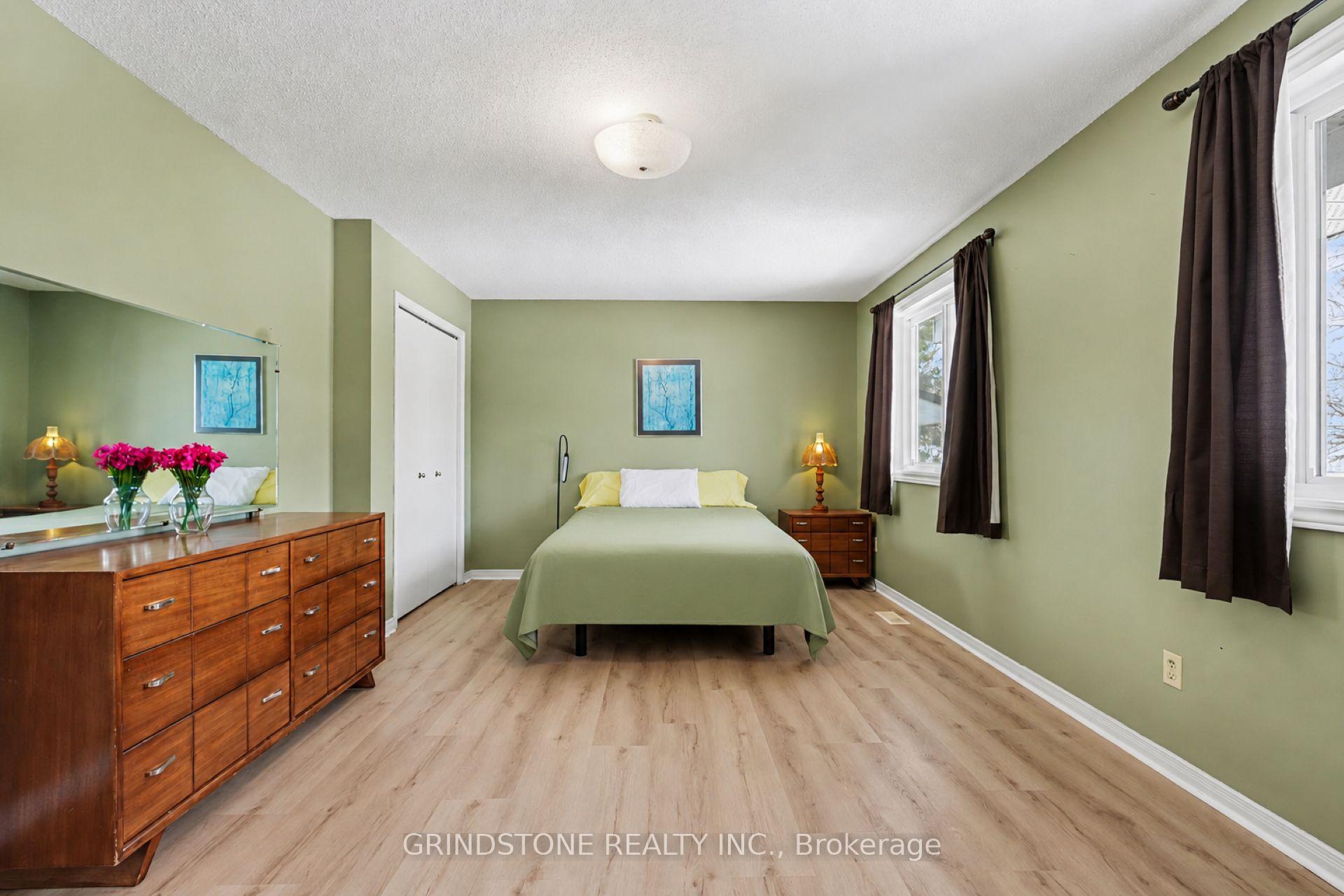 Photo 18 of 319 Riverwood Drive, Ottawa, Woodlawn/Maclarens Landing/Kilmaurs — HOMEH