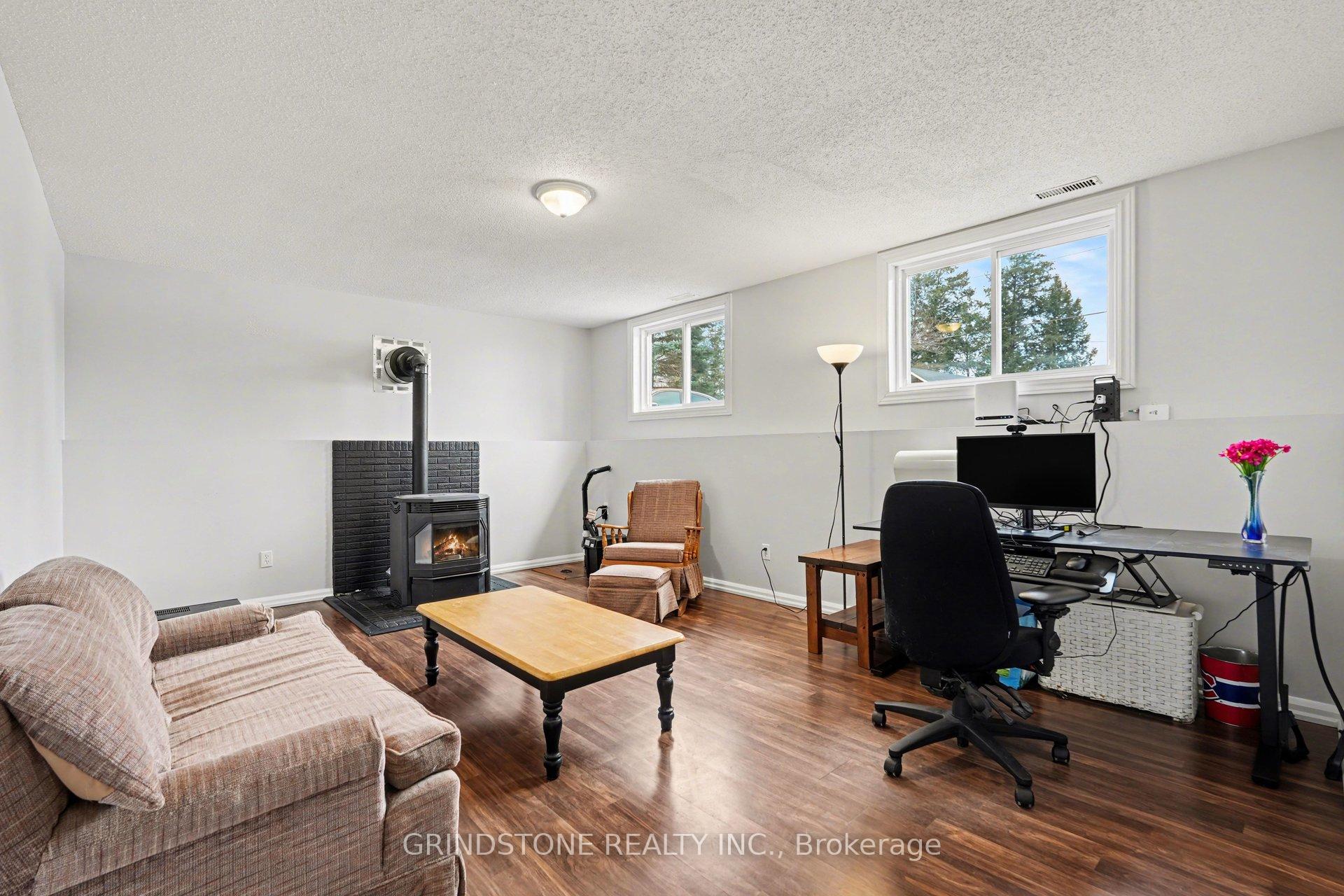 Photo 23 of 319 Riverwood Drive, Ottawa, Woodlawn/Maclarens Landing/Kilmaurs — HOMEH
