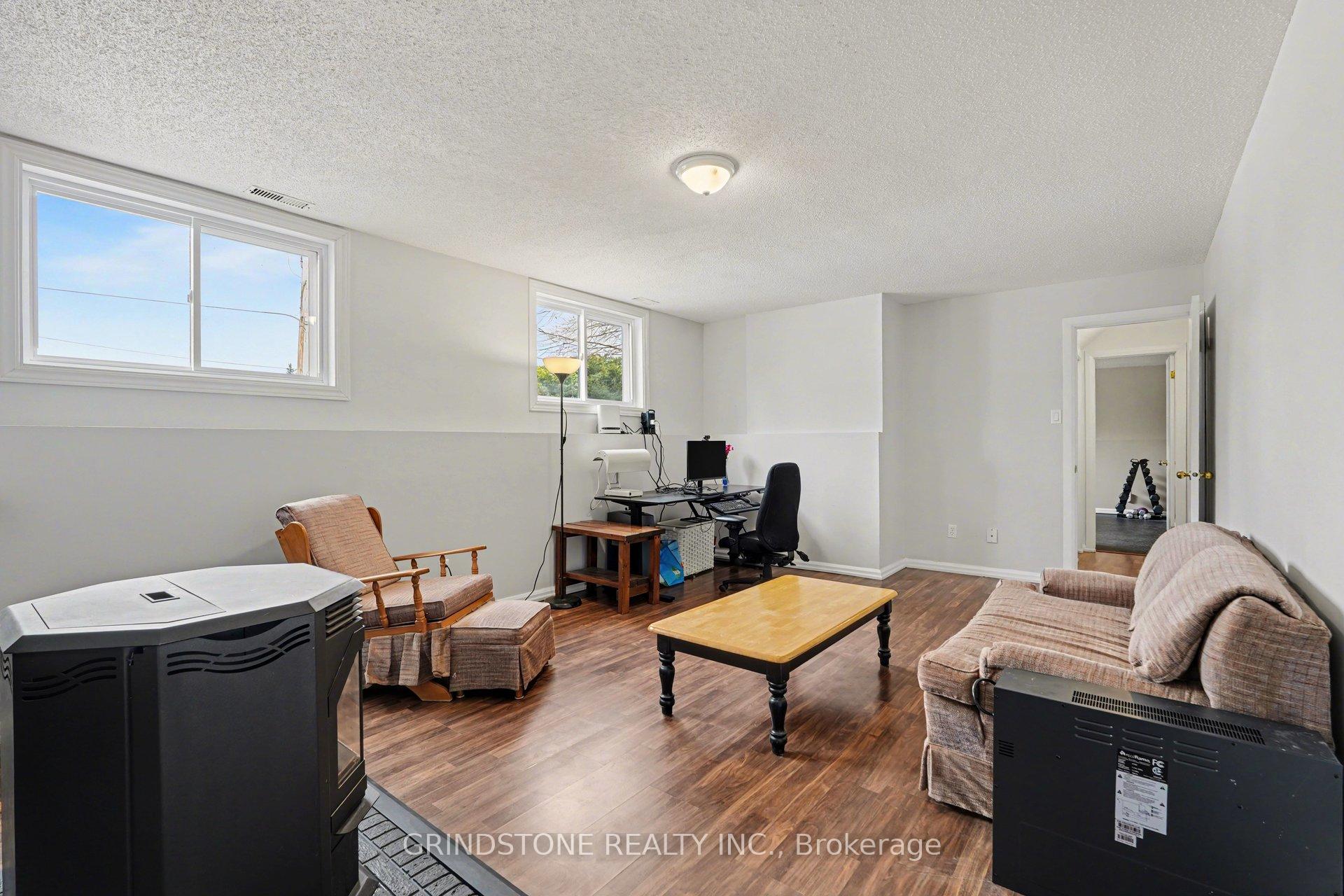 Photo 25 of 319 Riverwood Drive, Ottawa, Woodlawn/Maclarens Landing/Kilmaurs — HOMEH