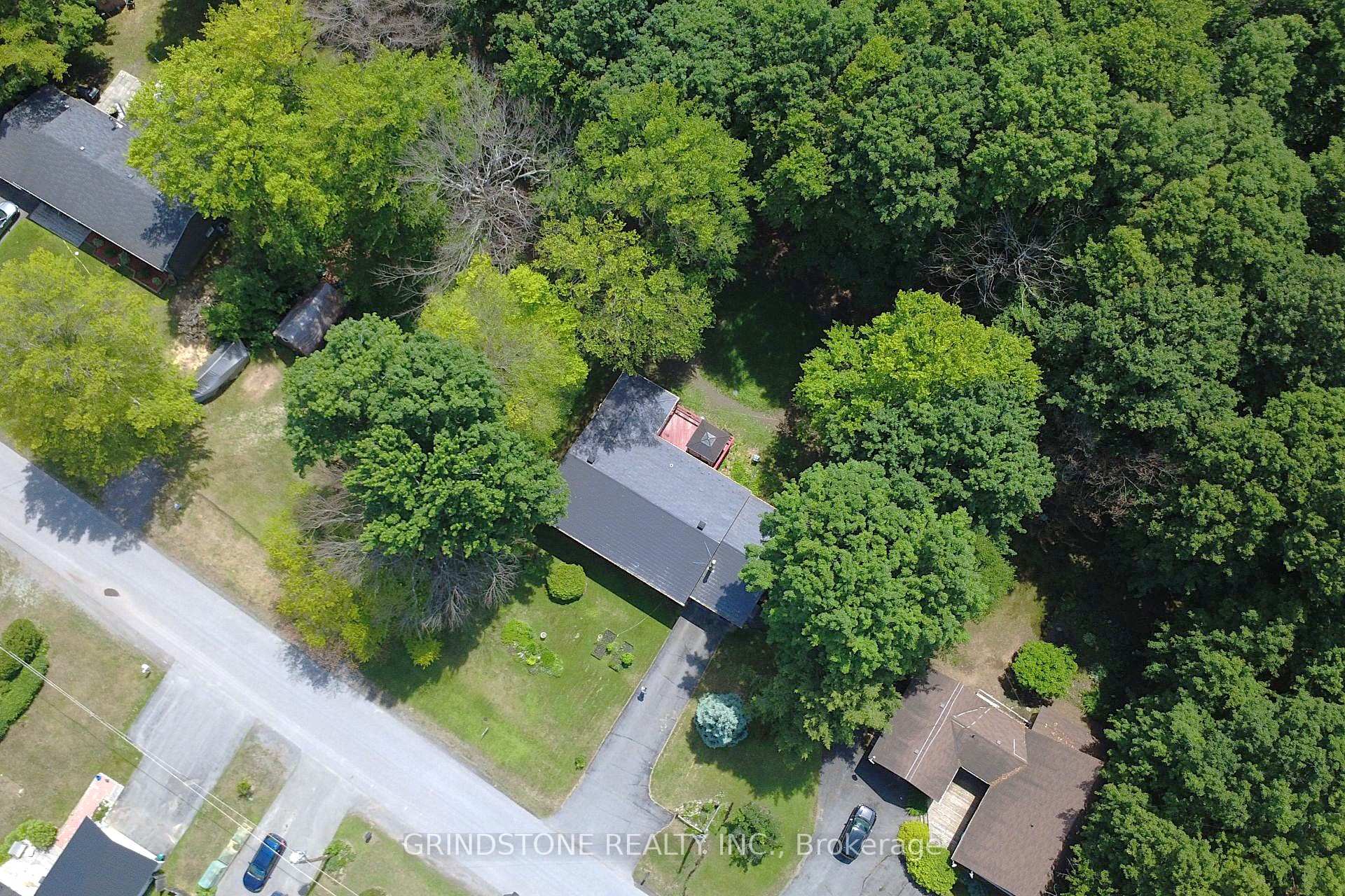 Photo 36 of 319 Riverwood Drive, Ottawa, Woodlawn/Maclarens Landing/Kilmaurs — HOMEH